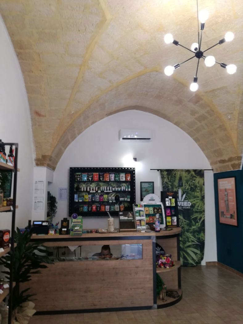 Negozio in vendita a Brindisi