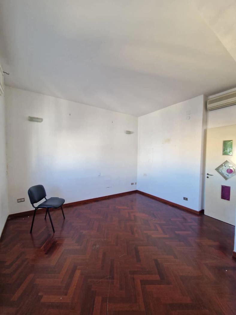 Trilocale in vendita a Brindisi