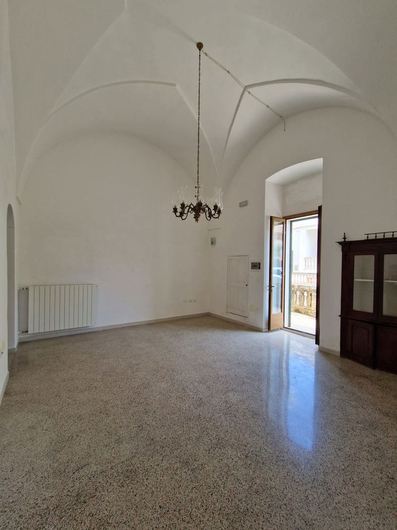 Casa indipendente con giardino a Alessano