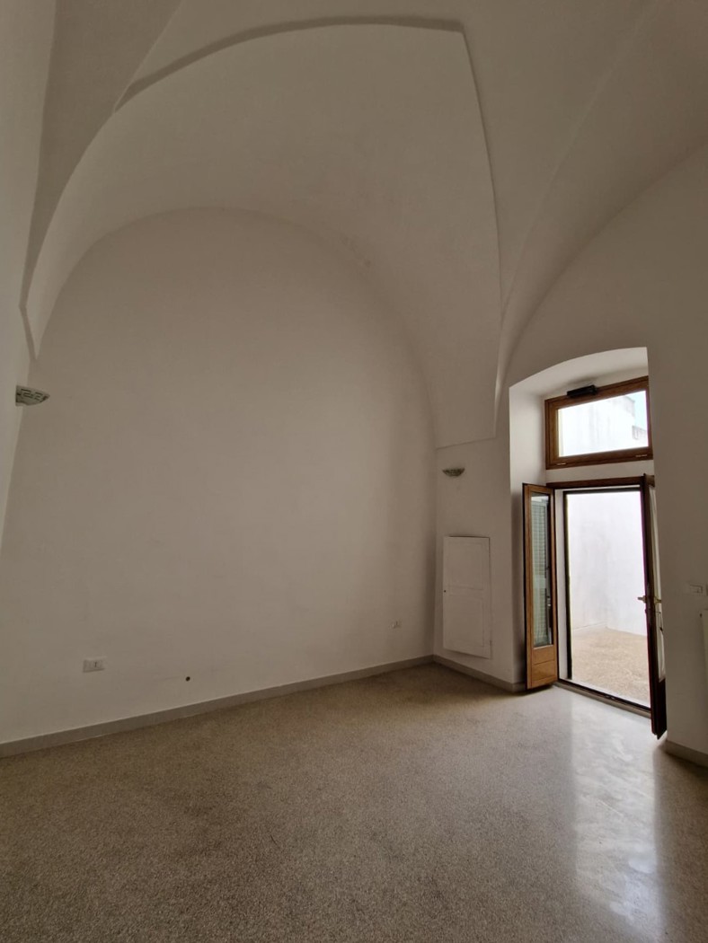 Casa indipendente con giardino a Alessano