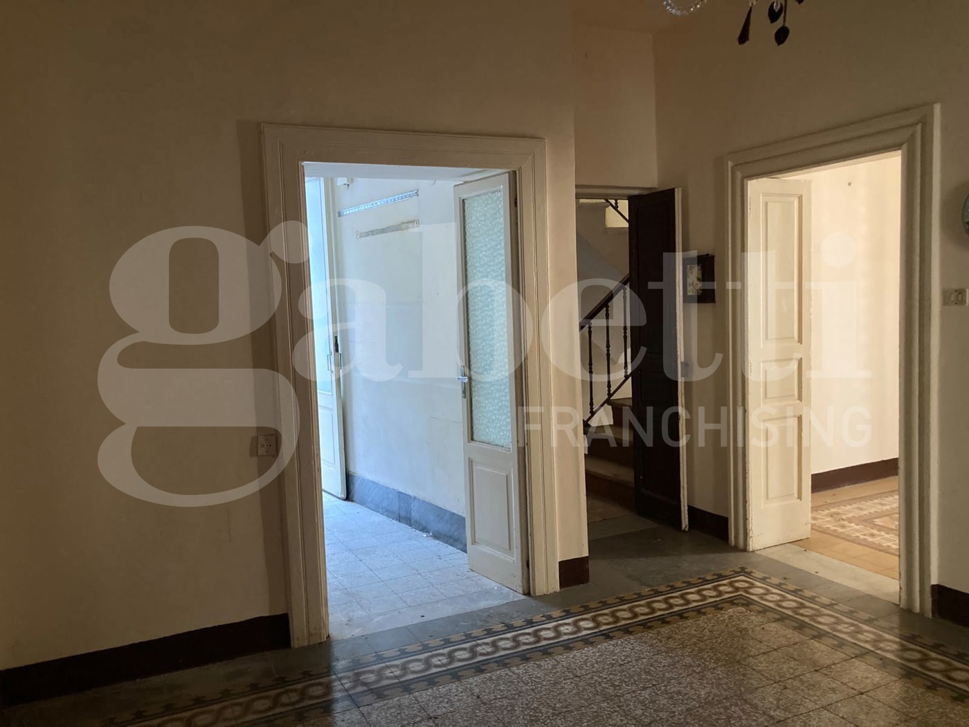 Casa indipendente da ristrutturare a Brindisi