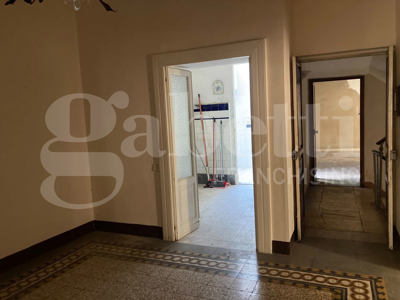 Casa indipendente da ristrutturare a Brindisi