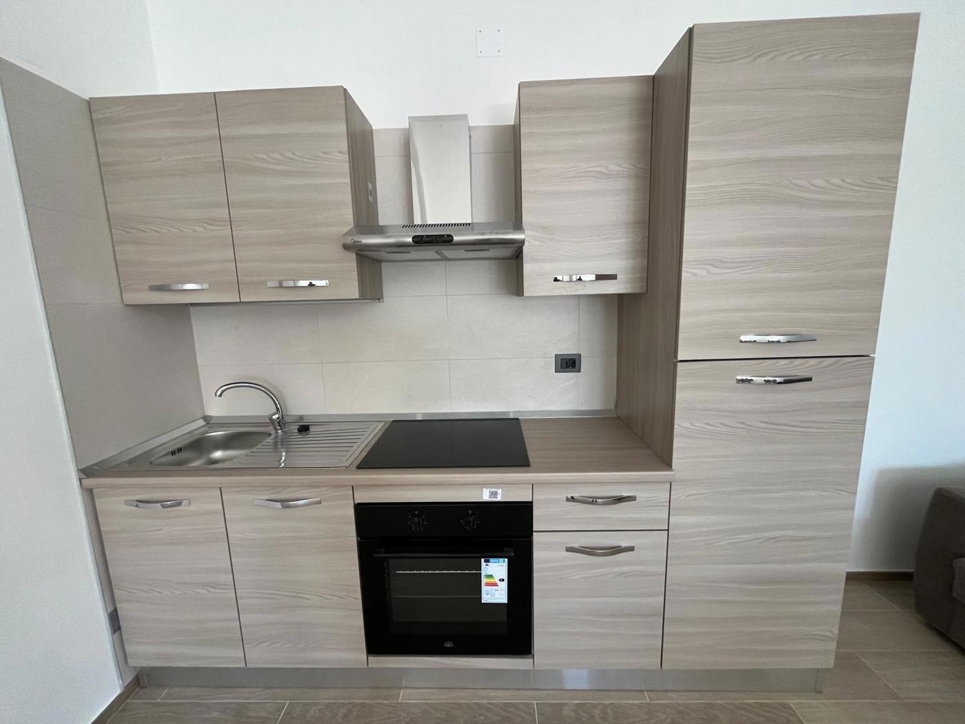 Monolocale arredato in affitto a Brindisi