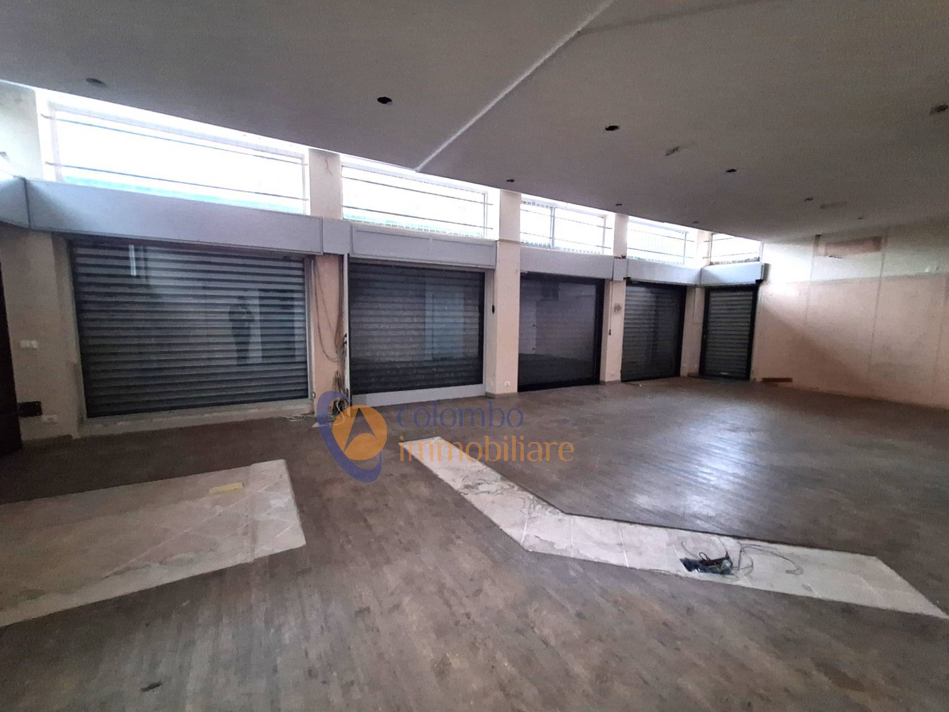 Negozio in affitto a Busto Arsizio, Don Paolo