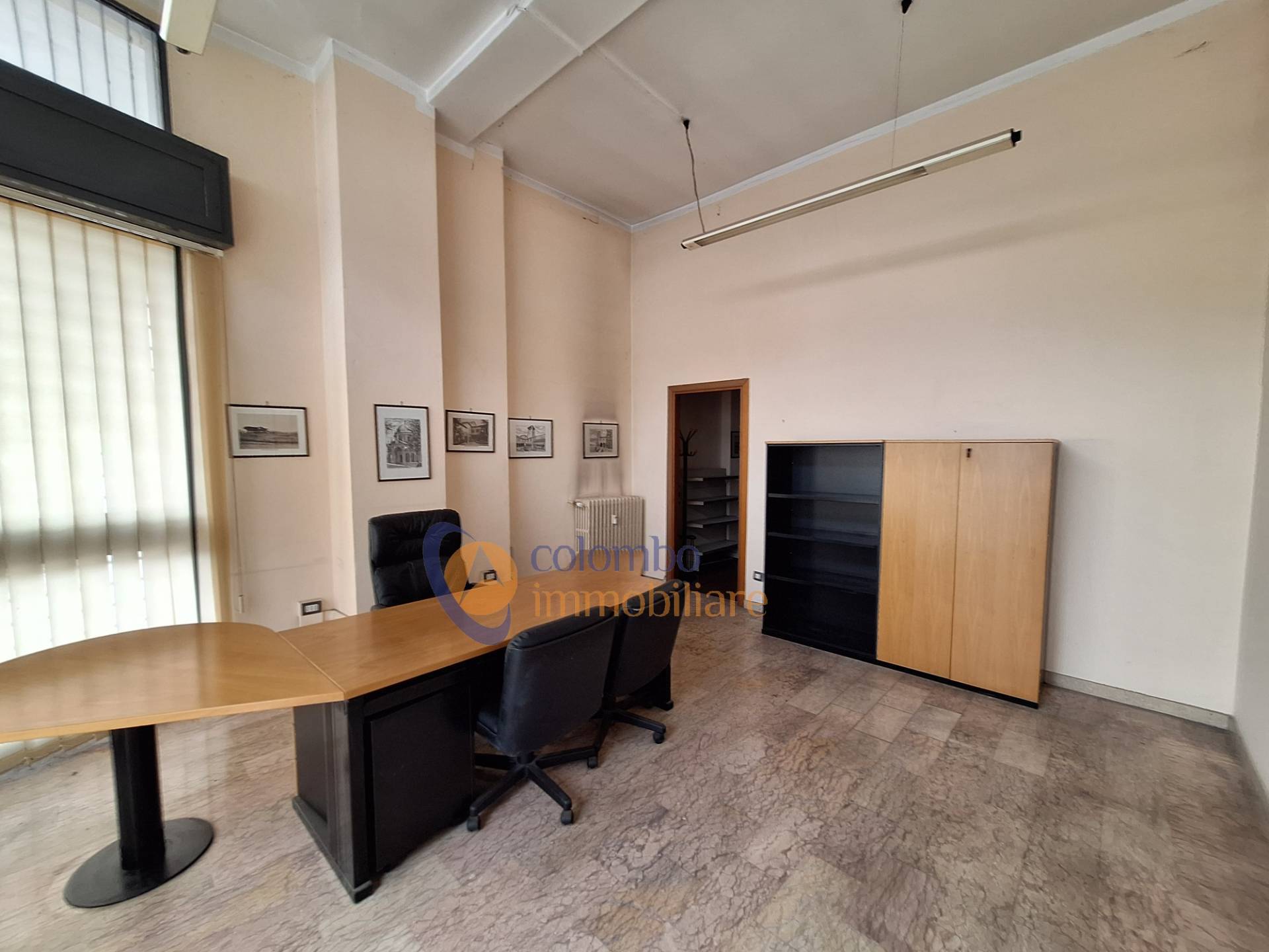 Negozio in vendita a Busto Arsizio, Sacconago