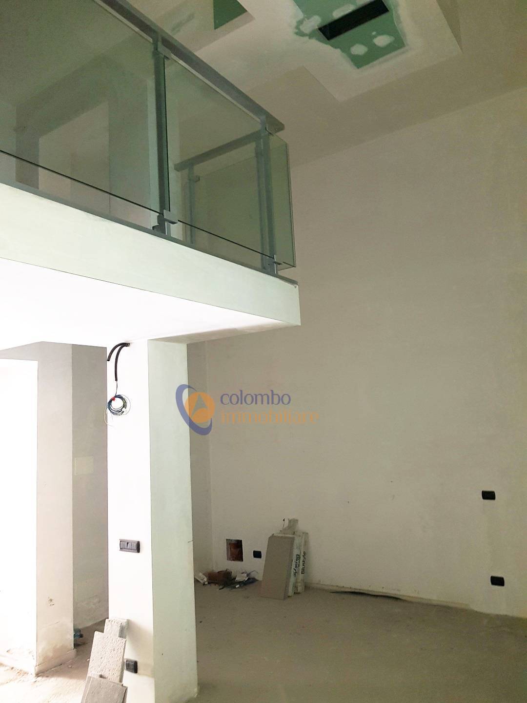 Negozio in vendita a Busto Arsizio, Centro