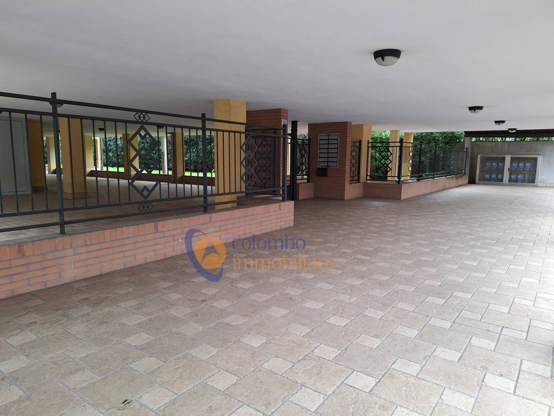 Ufficio in vendita a Busto Arsizio, Tribunale