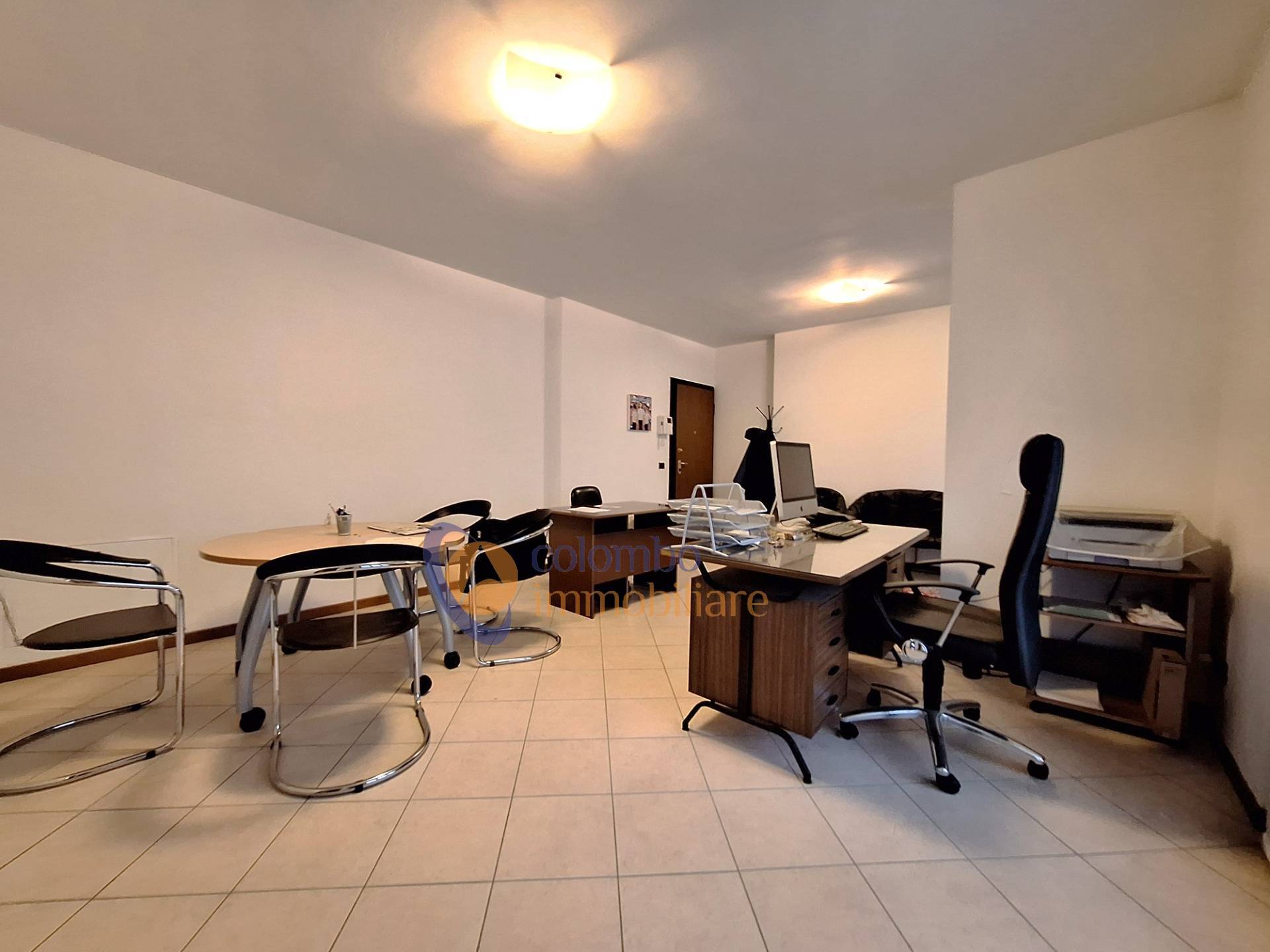 Ufficio in vendita a Busto Arsizio, Tribunale