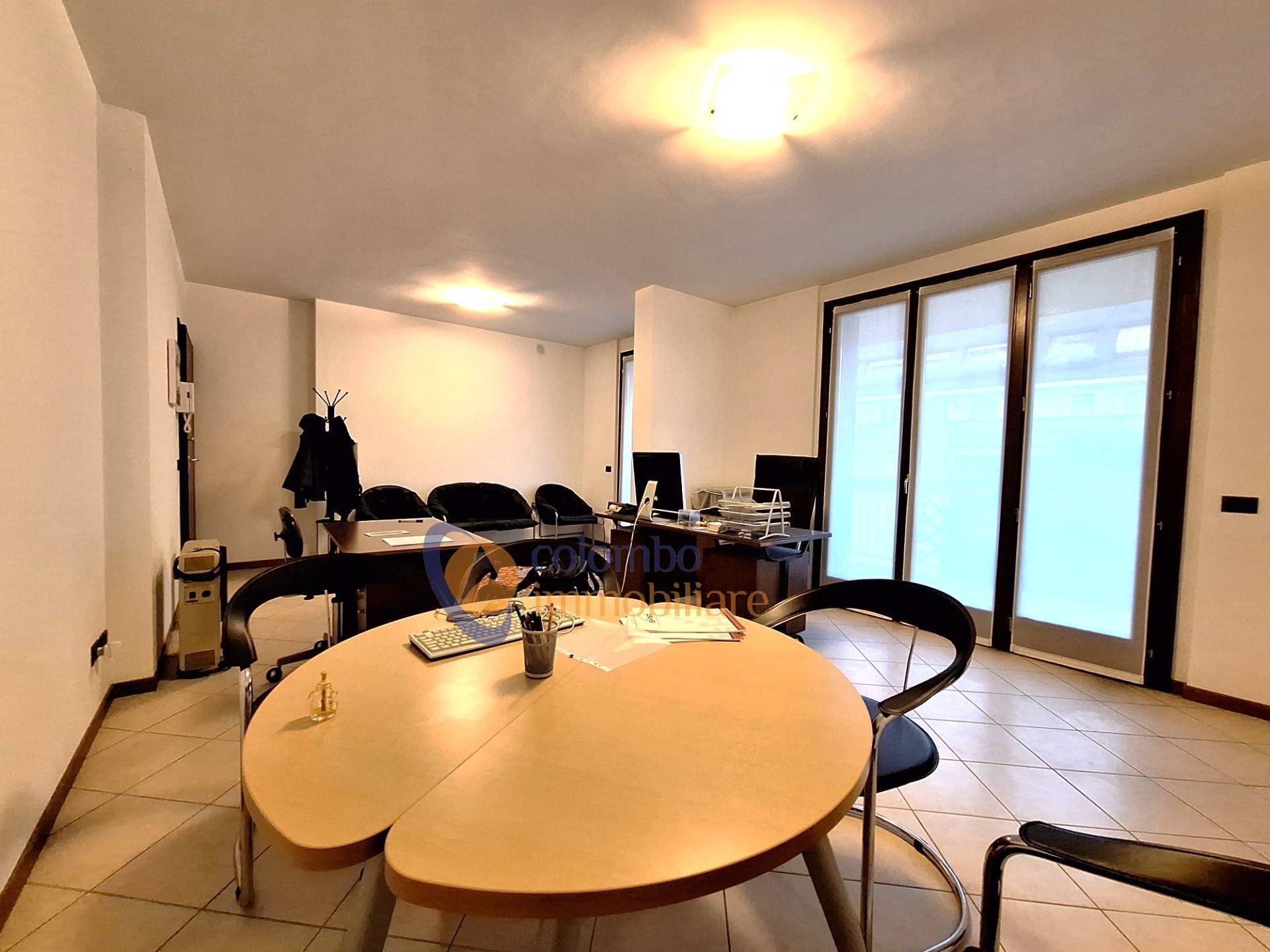 Ufficio in vendita a Busto Arsizio, Tribunale