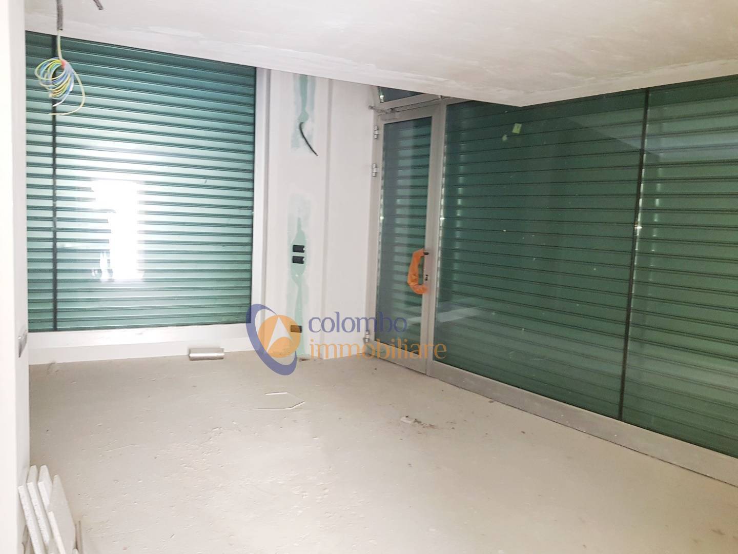 Negozio in vendita a Busto Arsizio, Centro