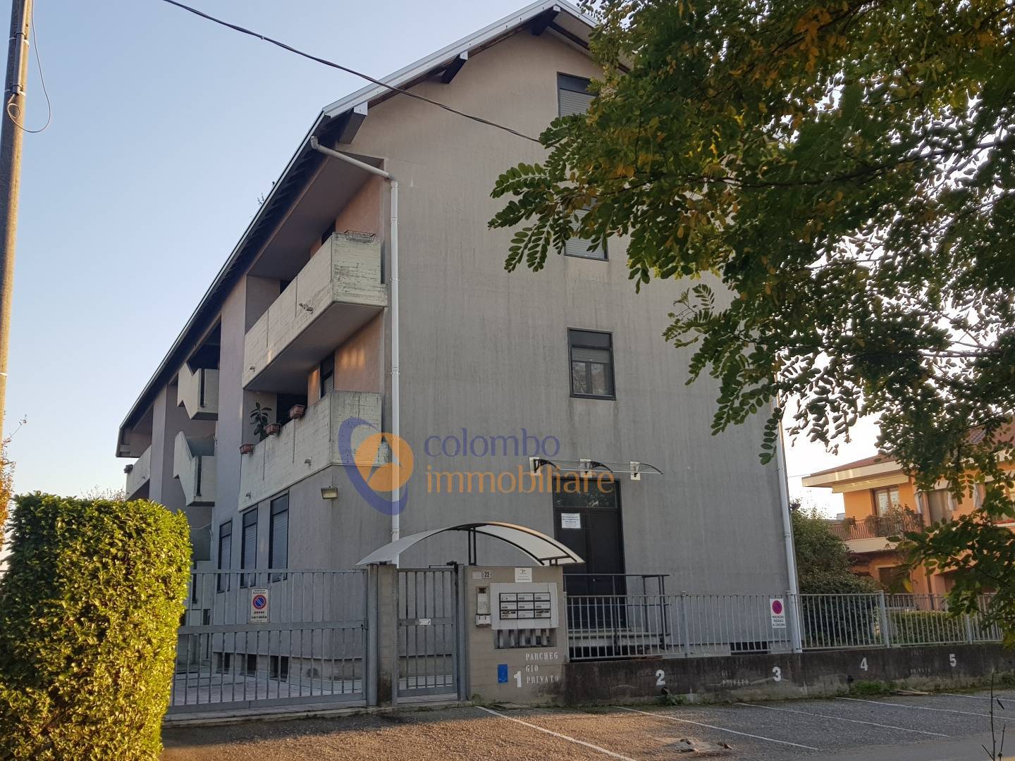Laboratorio in vendita a Busto Arsizio, Cinque Ponti