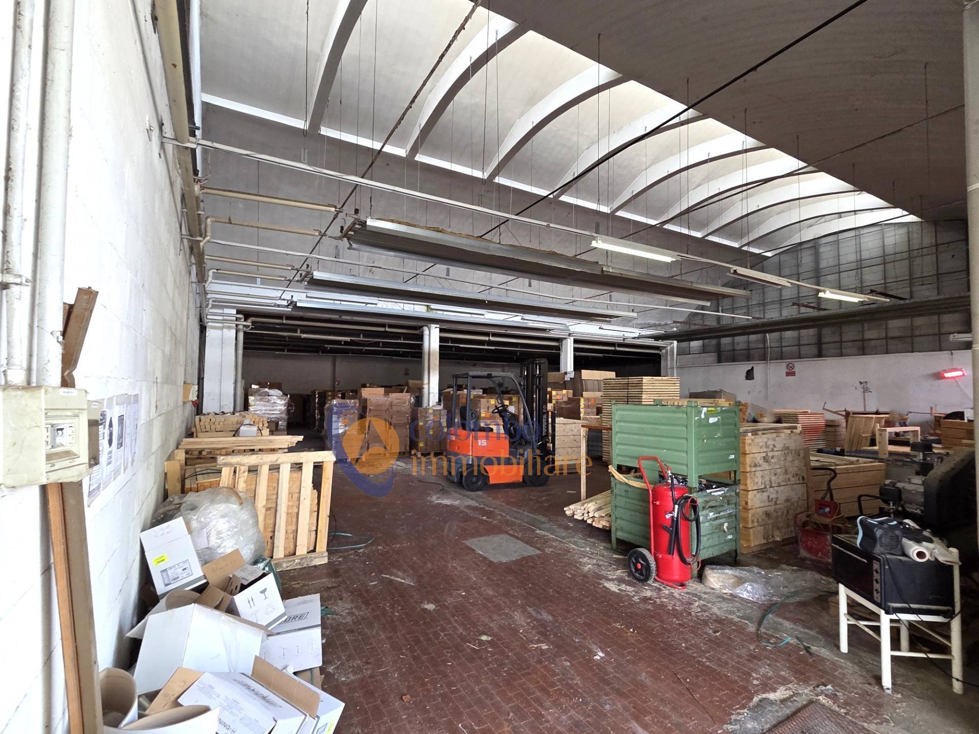 Capannone in affitto a Busto Arsizio, Borsano