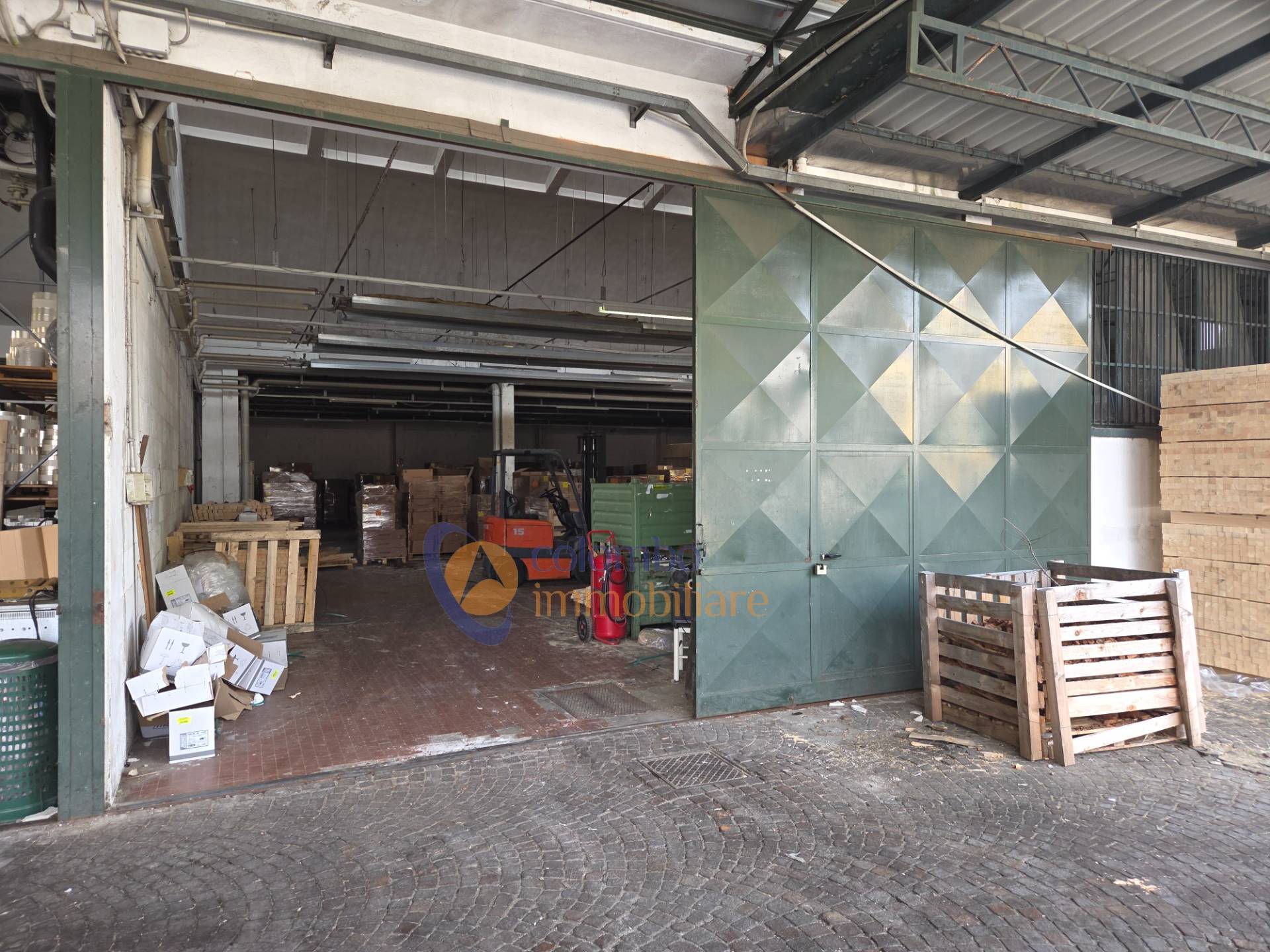 Capannone in affitto a Busto Arsizio, Borsano