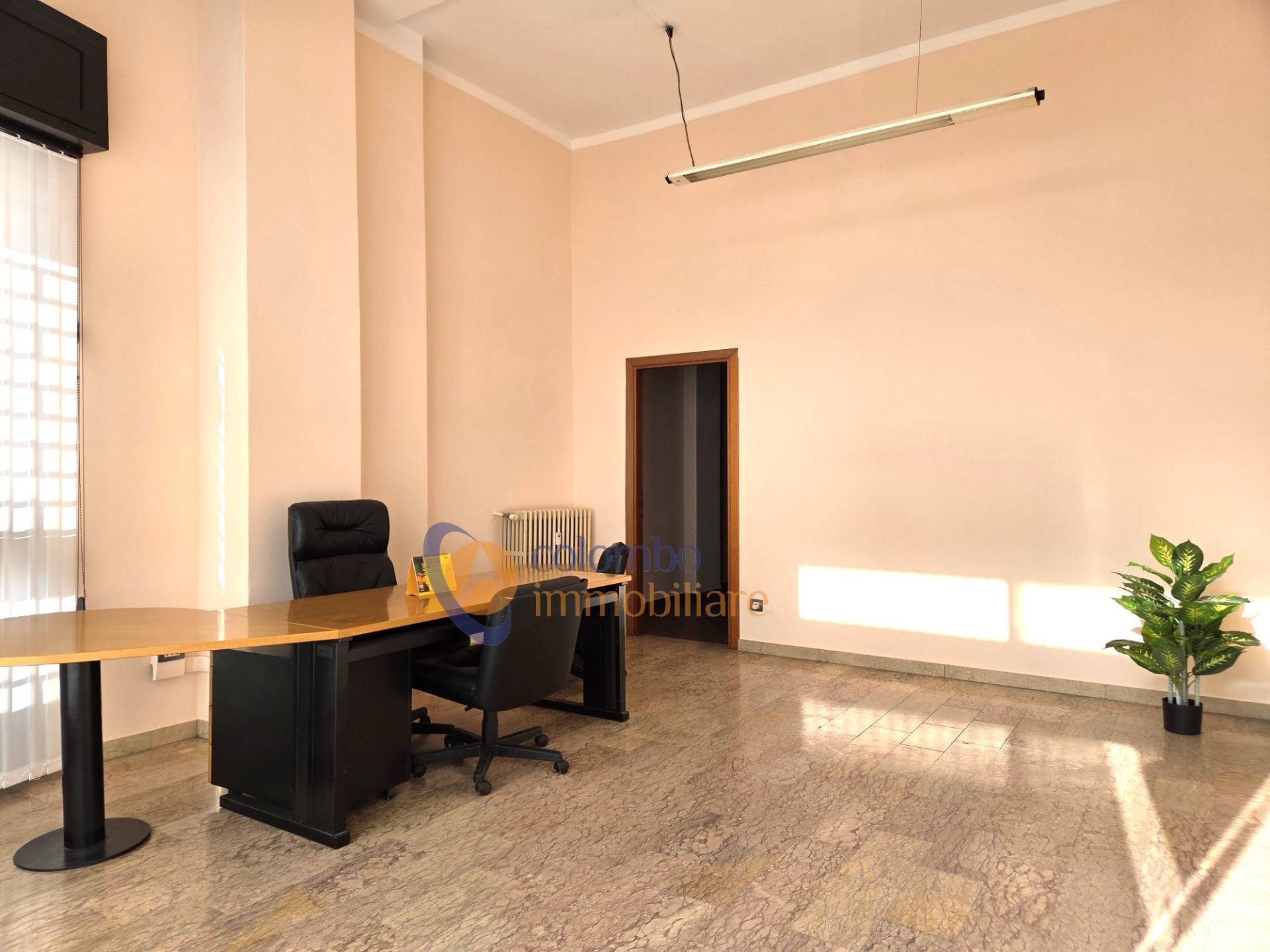 Negozio in vendita a Busto Arsizio, Sacconago