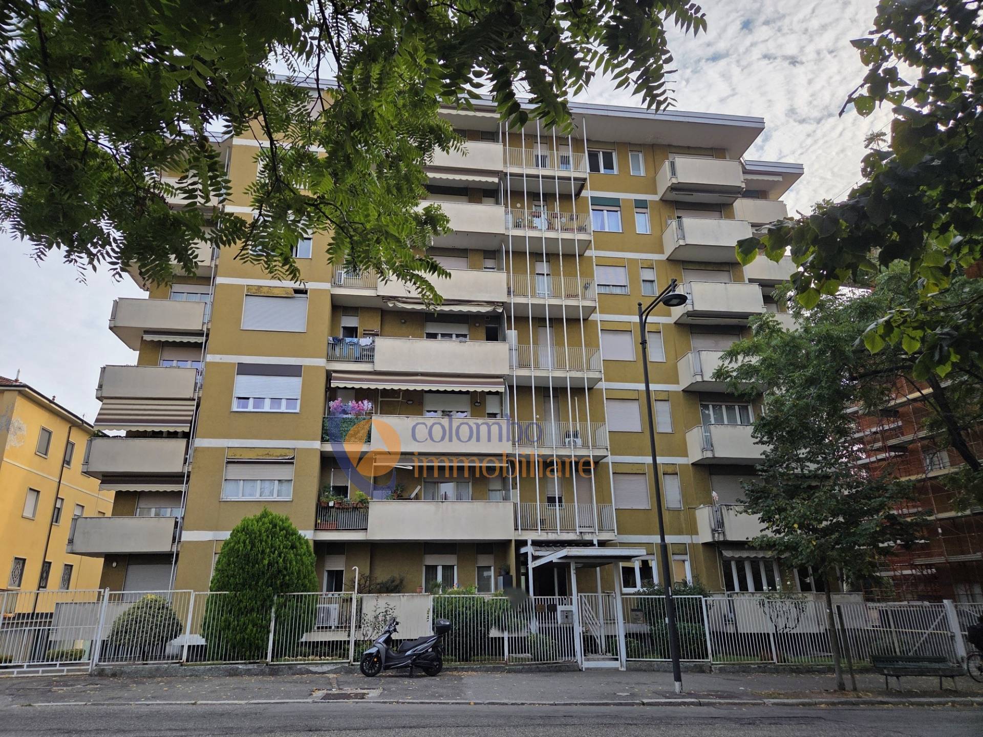 Appartamento in vendita a Busto Arsizio, Cinque Ponti
