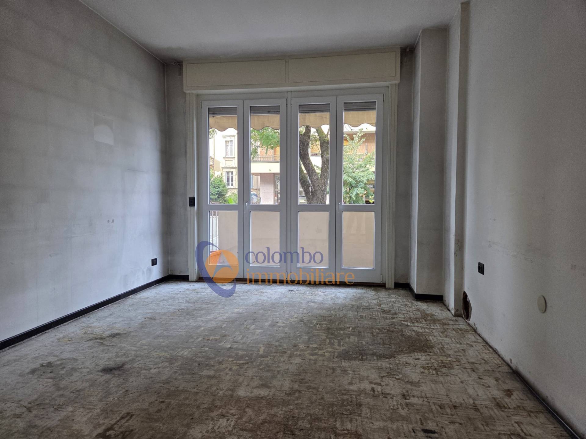 Appartamento in vendita a Busto Arsizio, Cinque Ponti