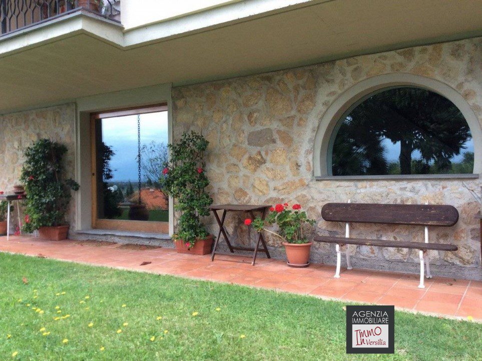 Villa vista mare a Camaiore