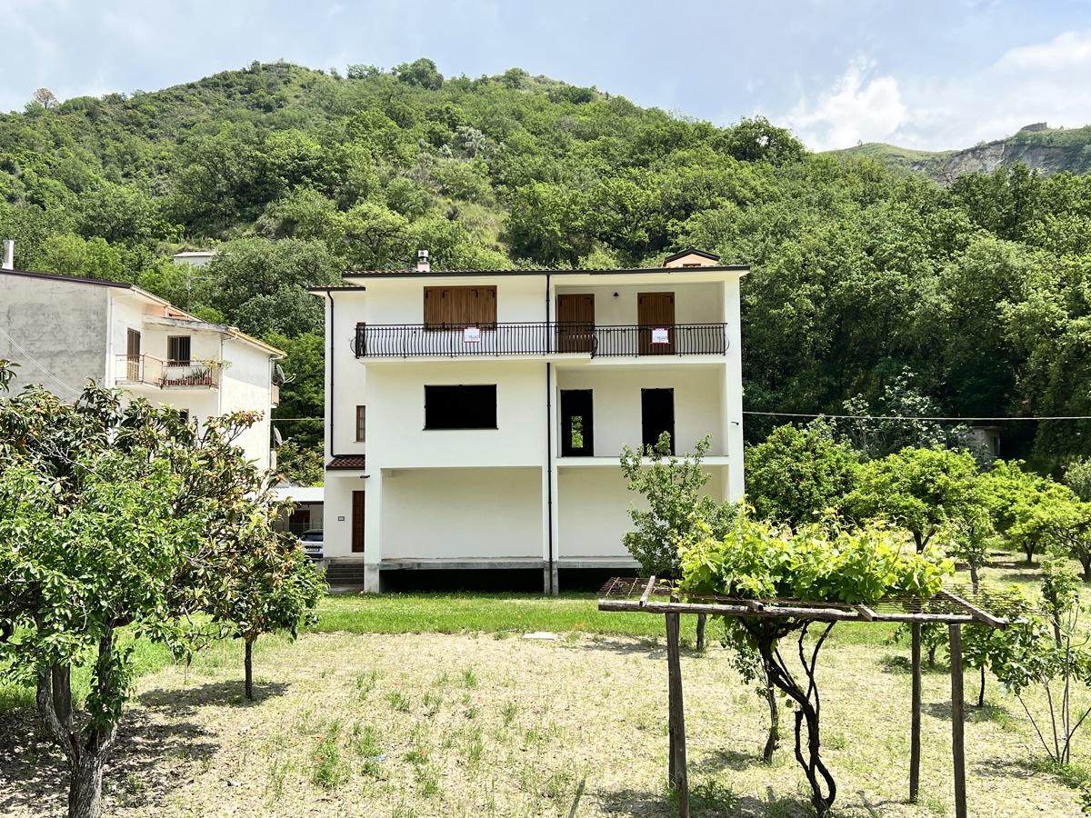 Casa indipendente in vendita a Amantea