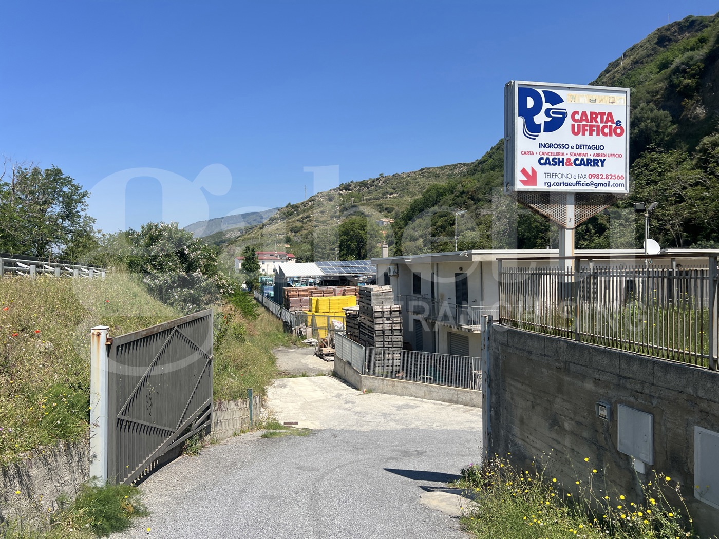 Magazzino in vendita a San Lucido