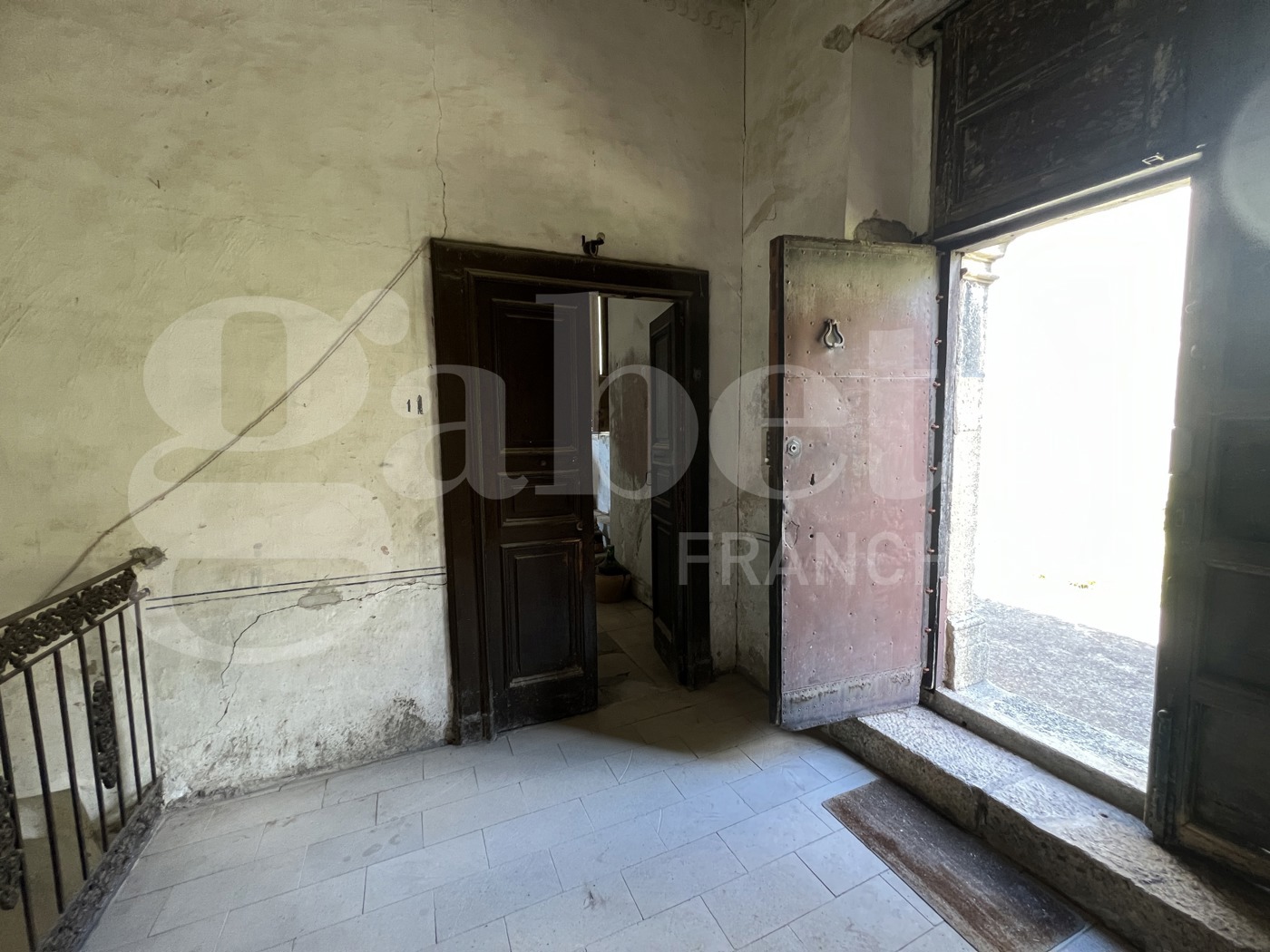 Appartamento da ristrutturare a Fiumefreddo Bruzio