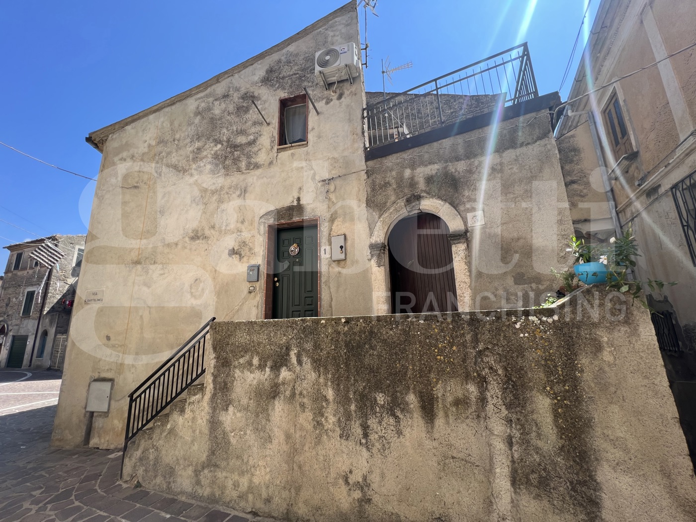 Quadrilocale da ristrutturare a San Pietro in Amantea