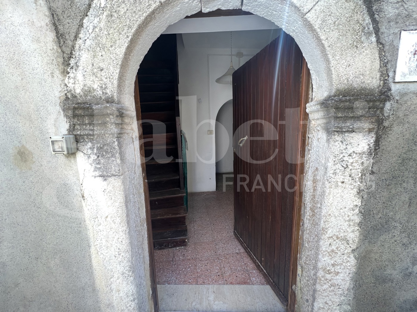 Quadrilocale da ristrutturare a San Pietro in Amantea