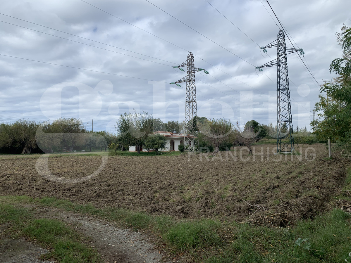 Casa indipendente con giardino a Fiumefreddo Bruzio