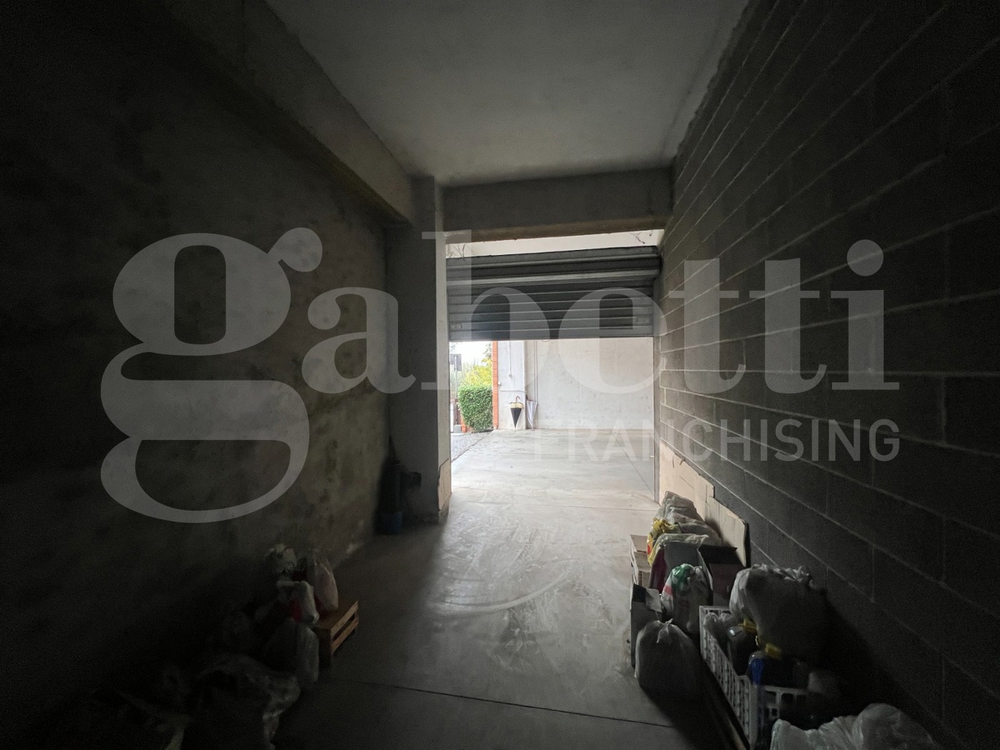 Box/Garage 17mq in vendita a Cosenza