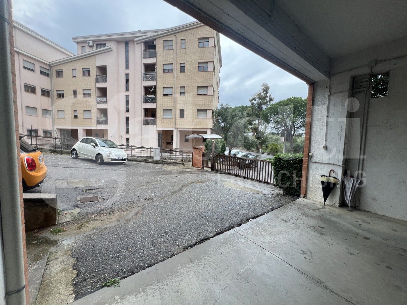 Box/Garage 17mq in vendita a Cosenza