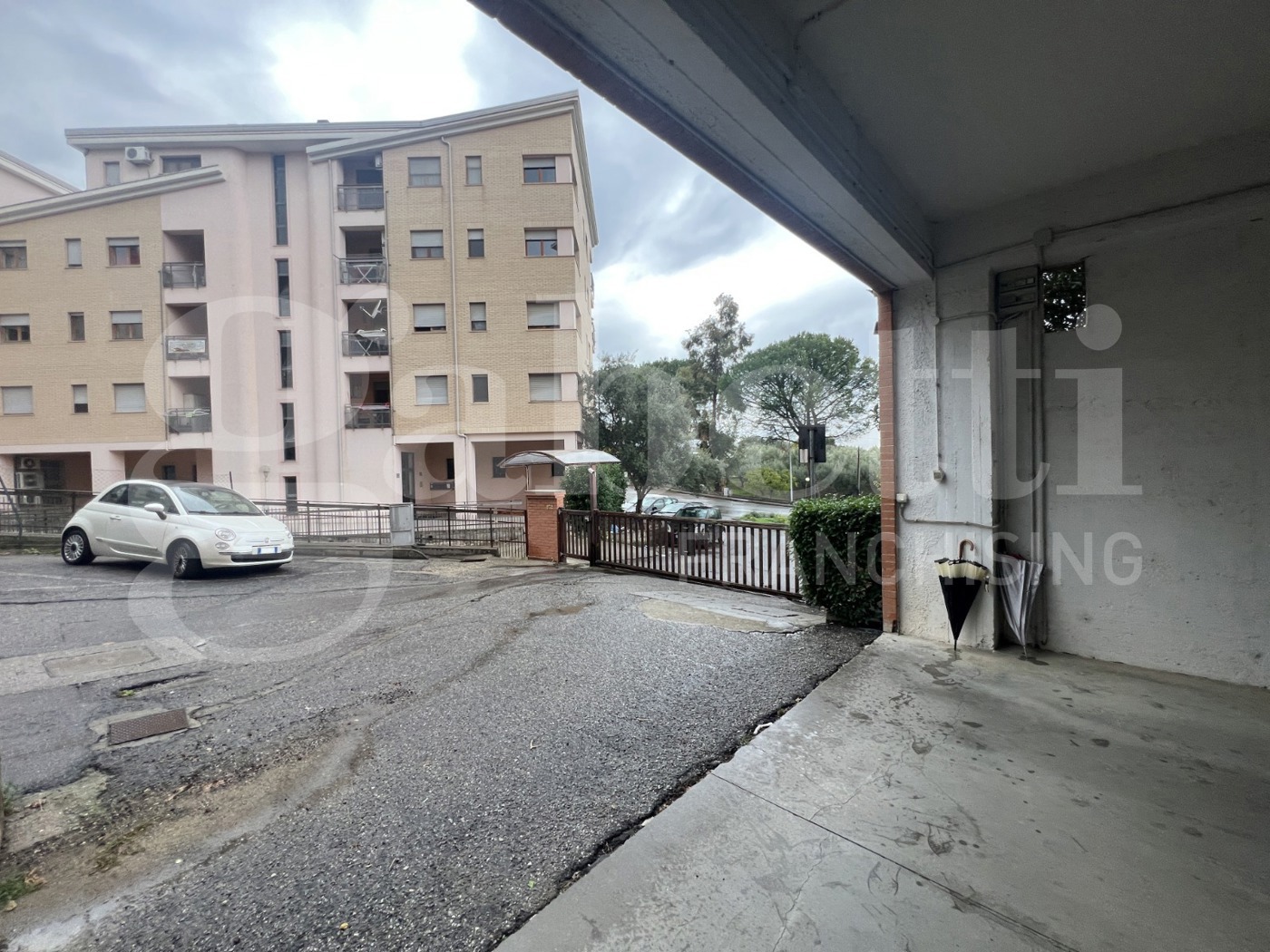 Box/Garage 17mq in vendita a Cosenza