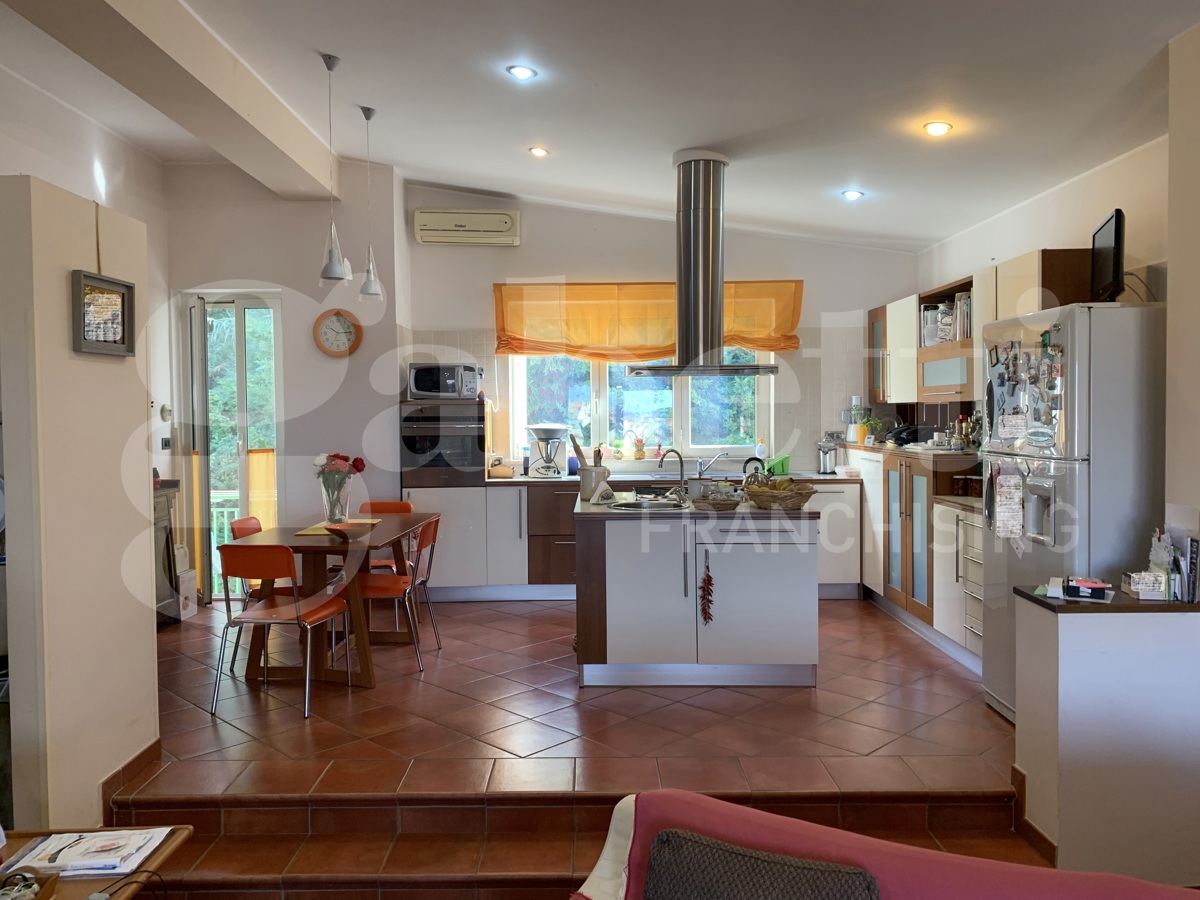 Quadrilocale in vendita a Amantea