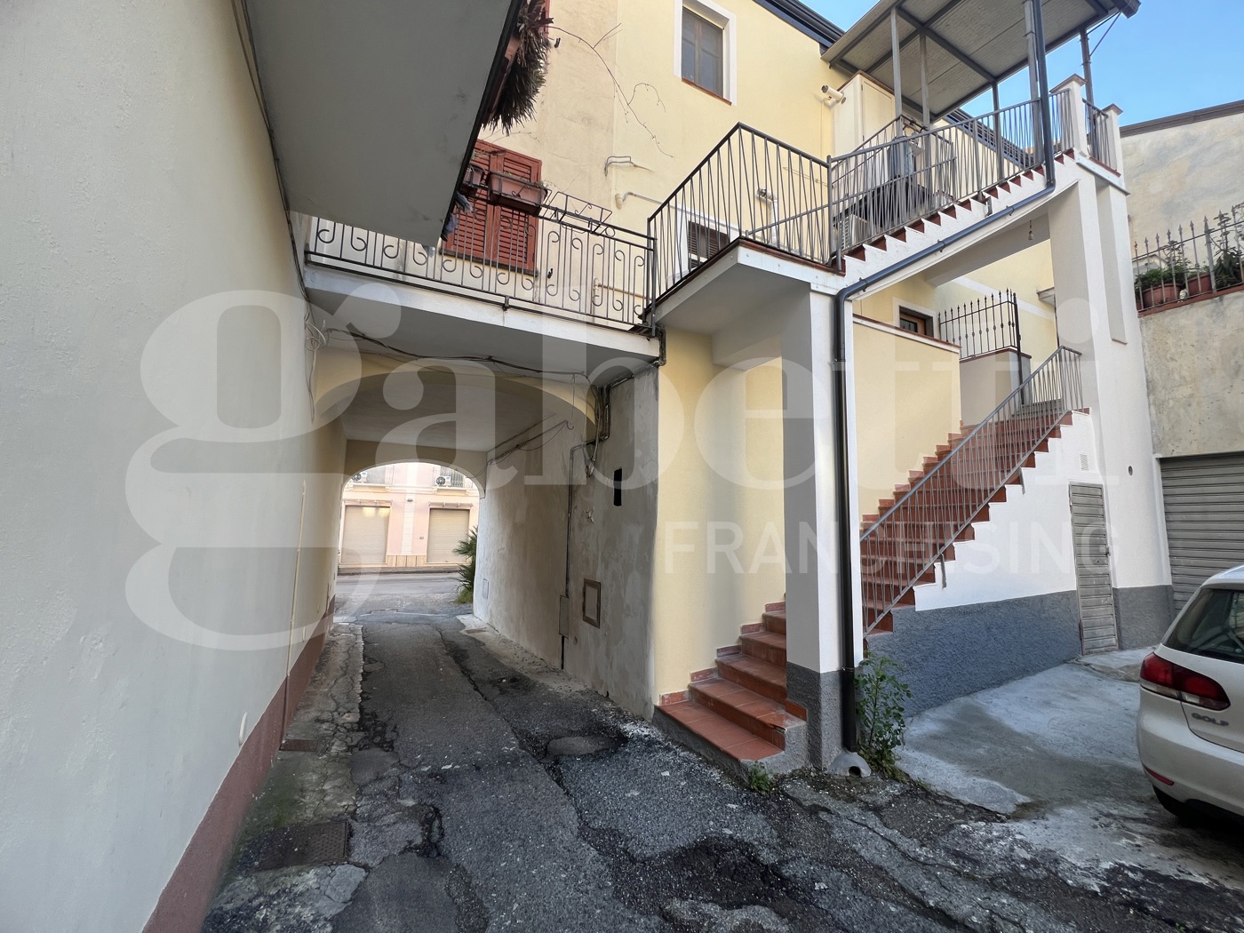 Quadrilocale da ristrutturare a Amantea