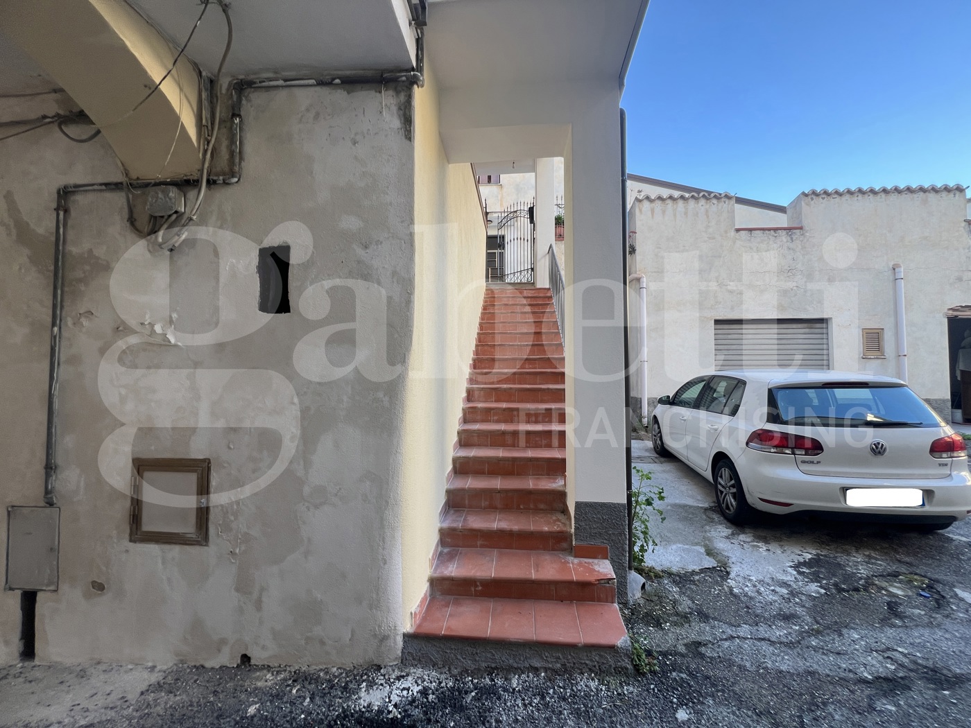 Quadrilocale da ristrutturare a Amantea