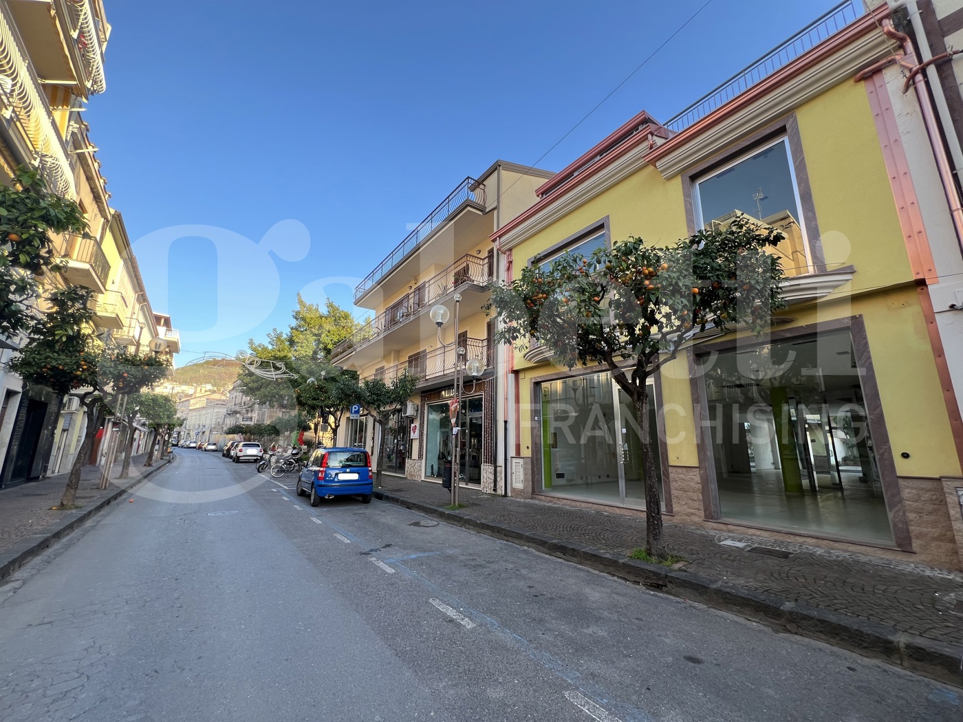 Negozio in vendita a Amantea