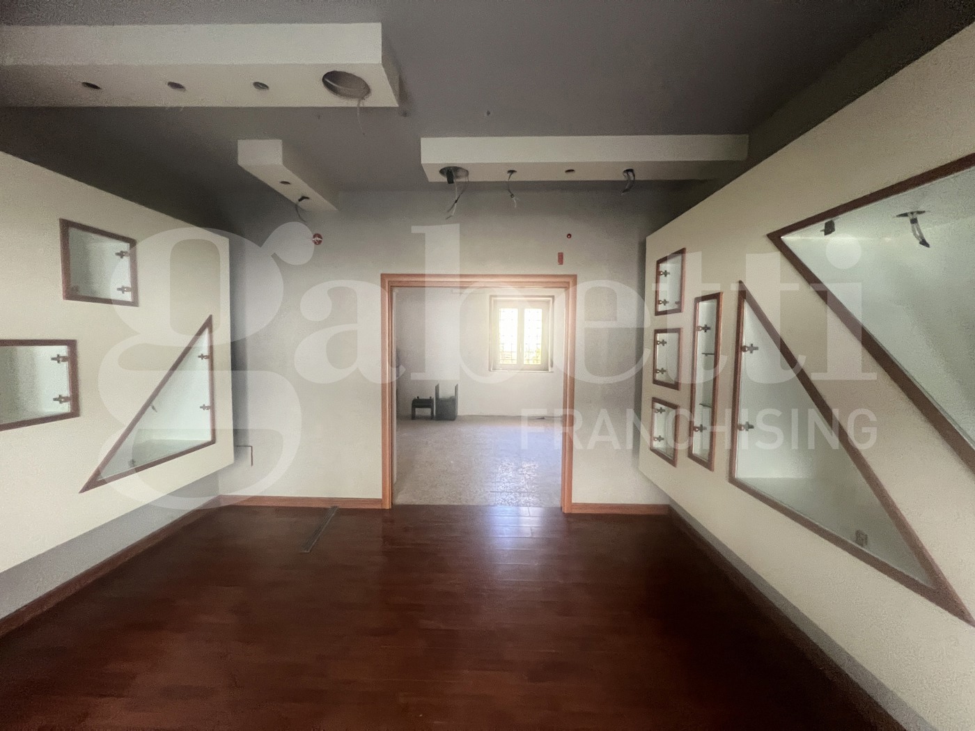 Magazzino in vendita a Amantea