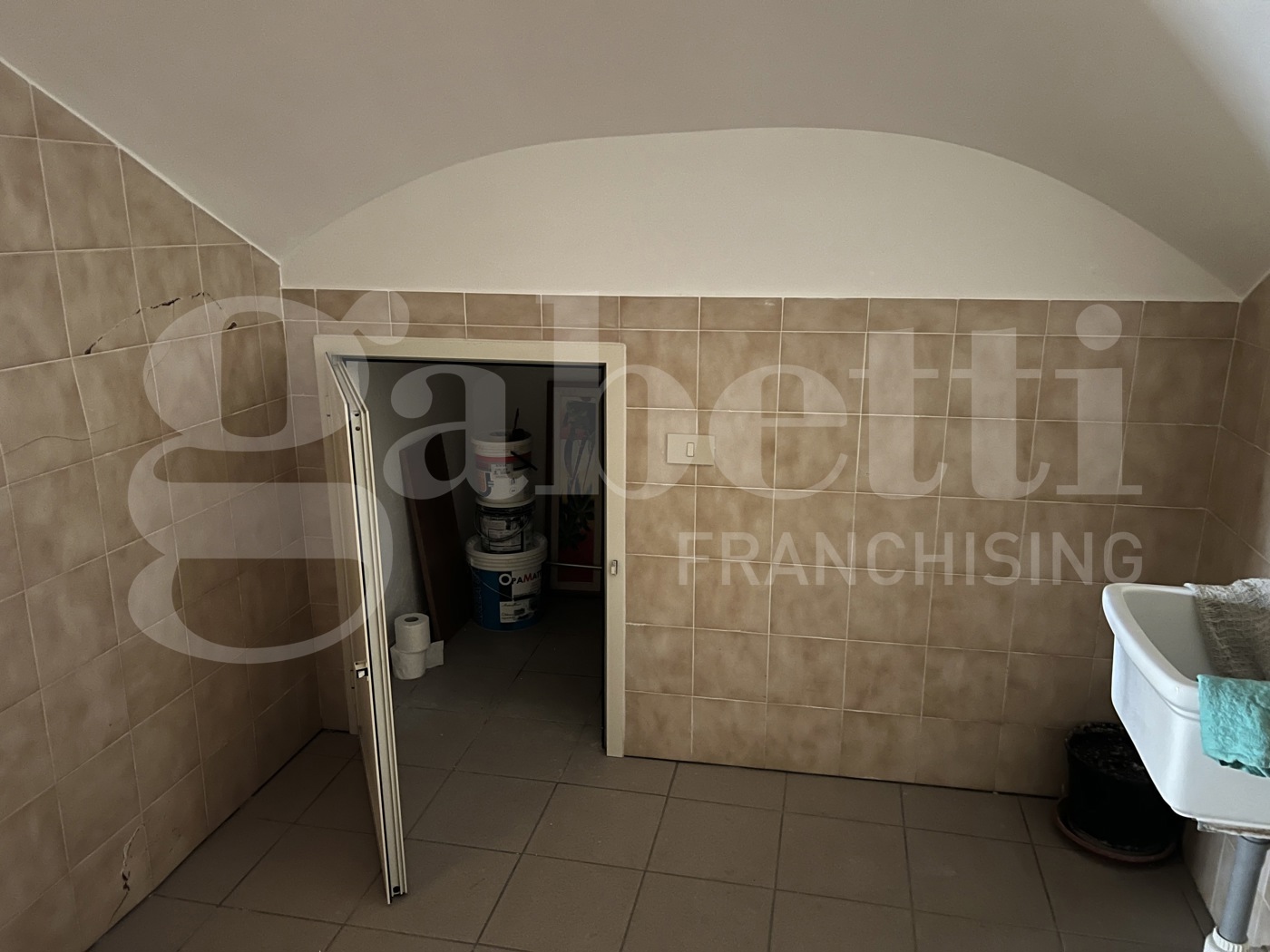 Ufficio in affitto a Amantea