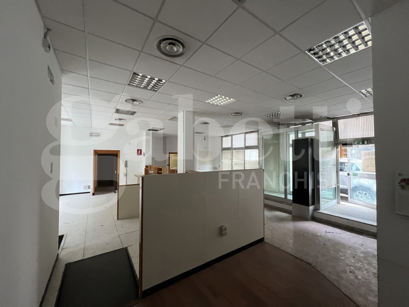 Negozio in vendita a Grimaldi