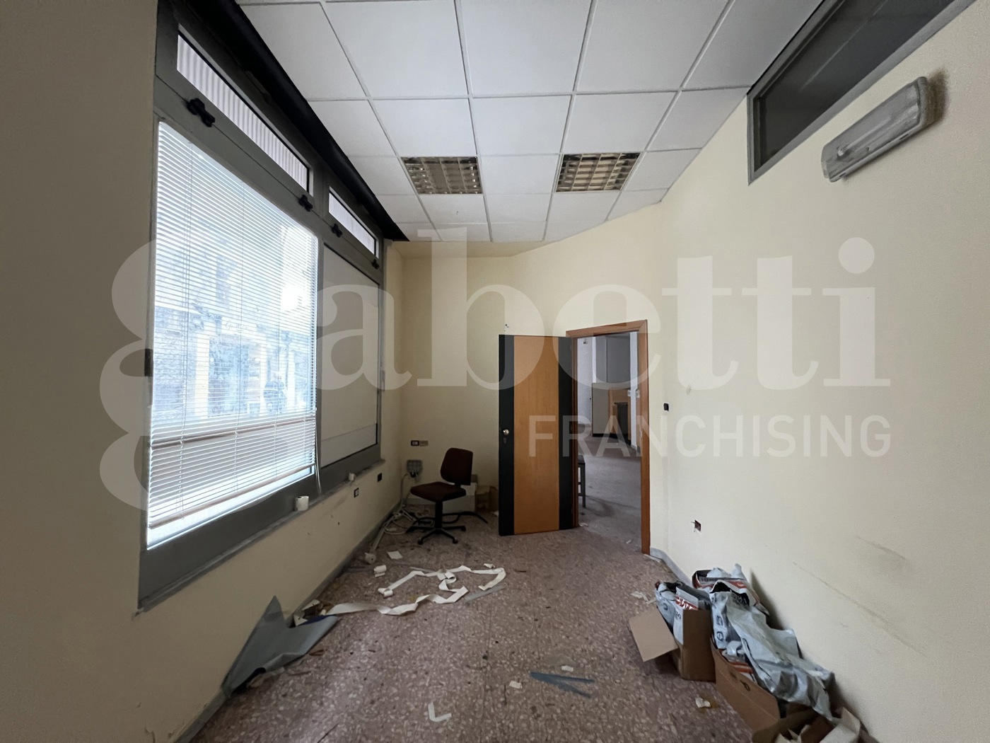 Negozio in vendita a Grimaldi