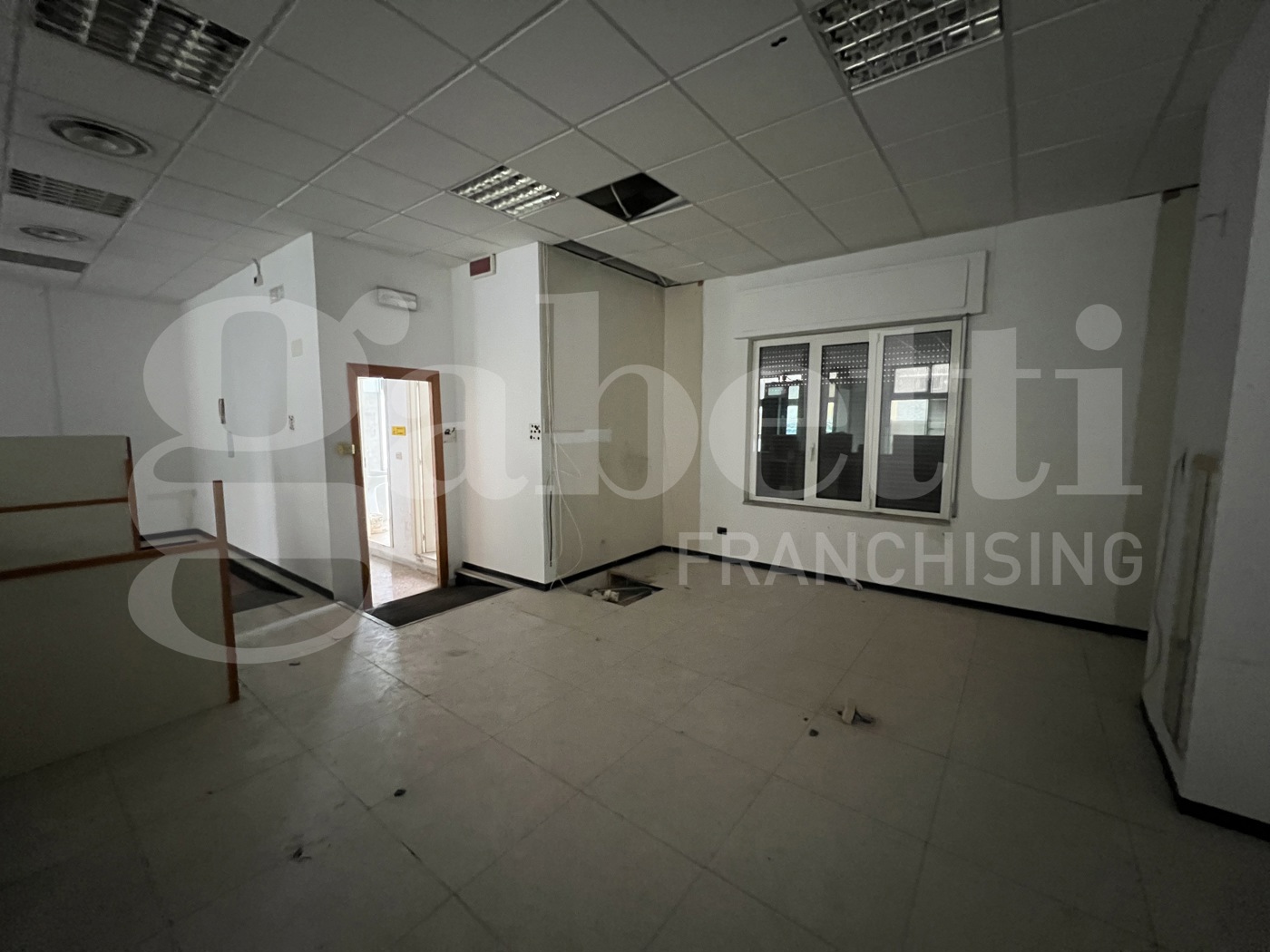 Negozio in vendita a Grimaldi