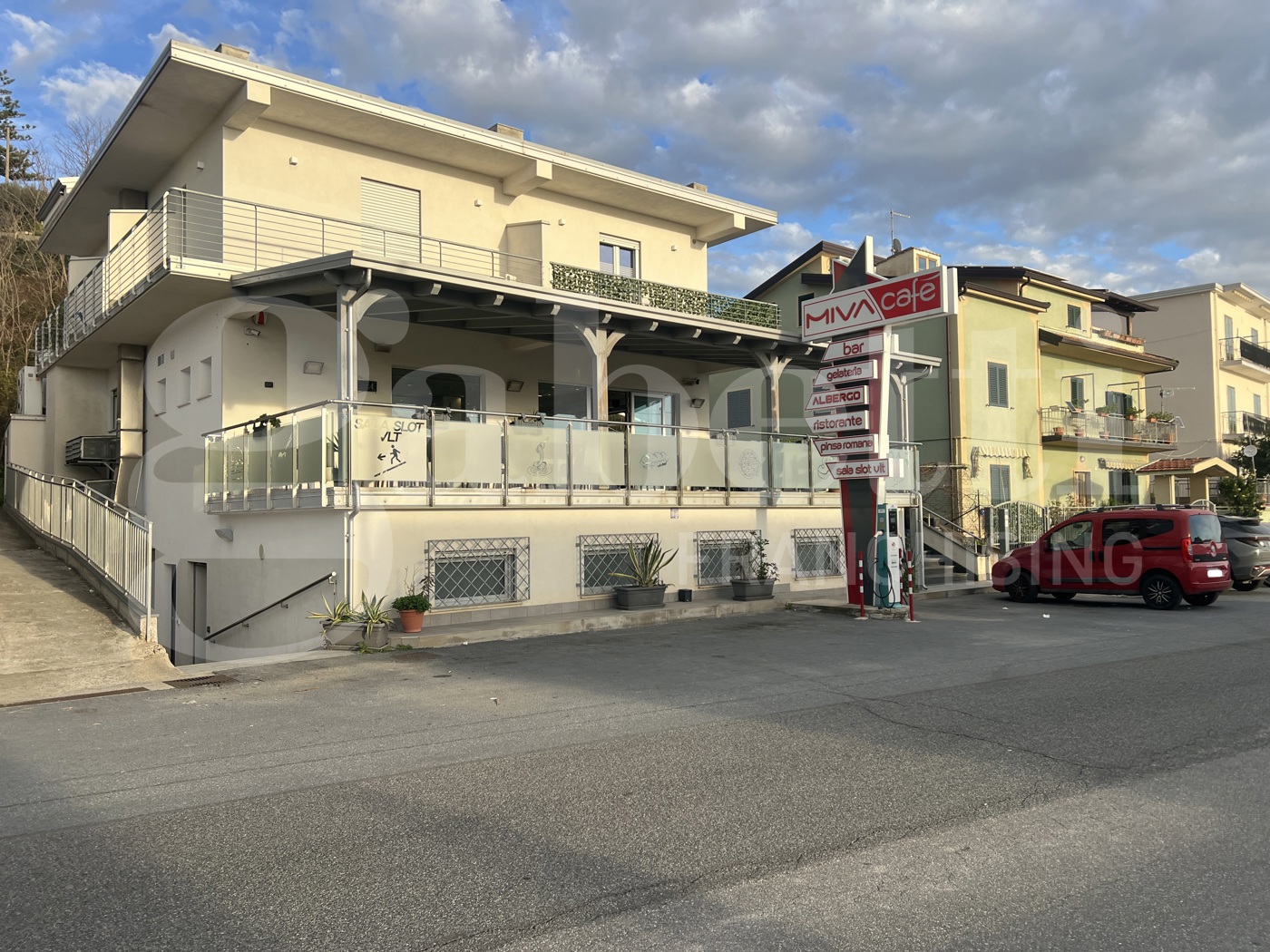 Attivit� commerciale in vendita a San Lucido