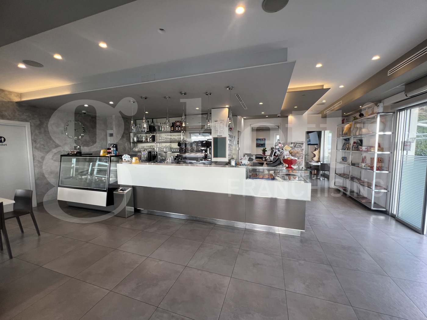 Attivit� commerciale in vendita a San Lucido