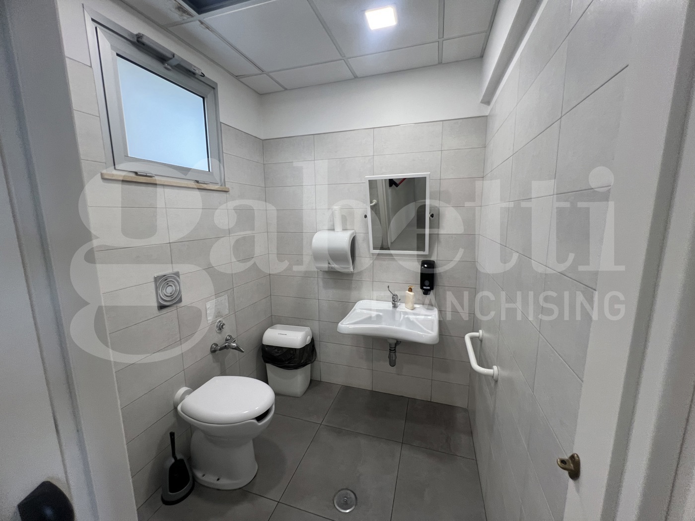 Attivit� commerciale in vendita a San Lucido