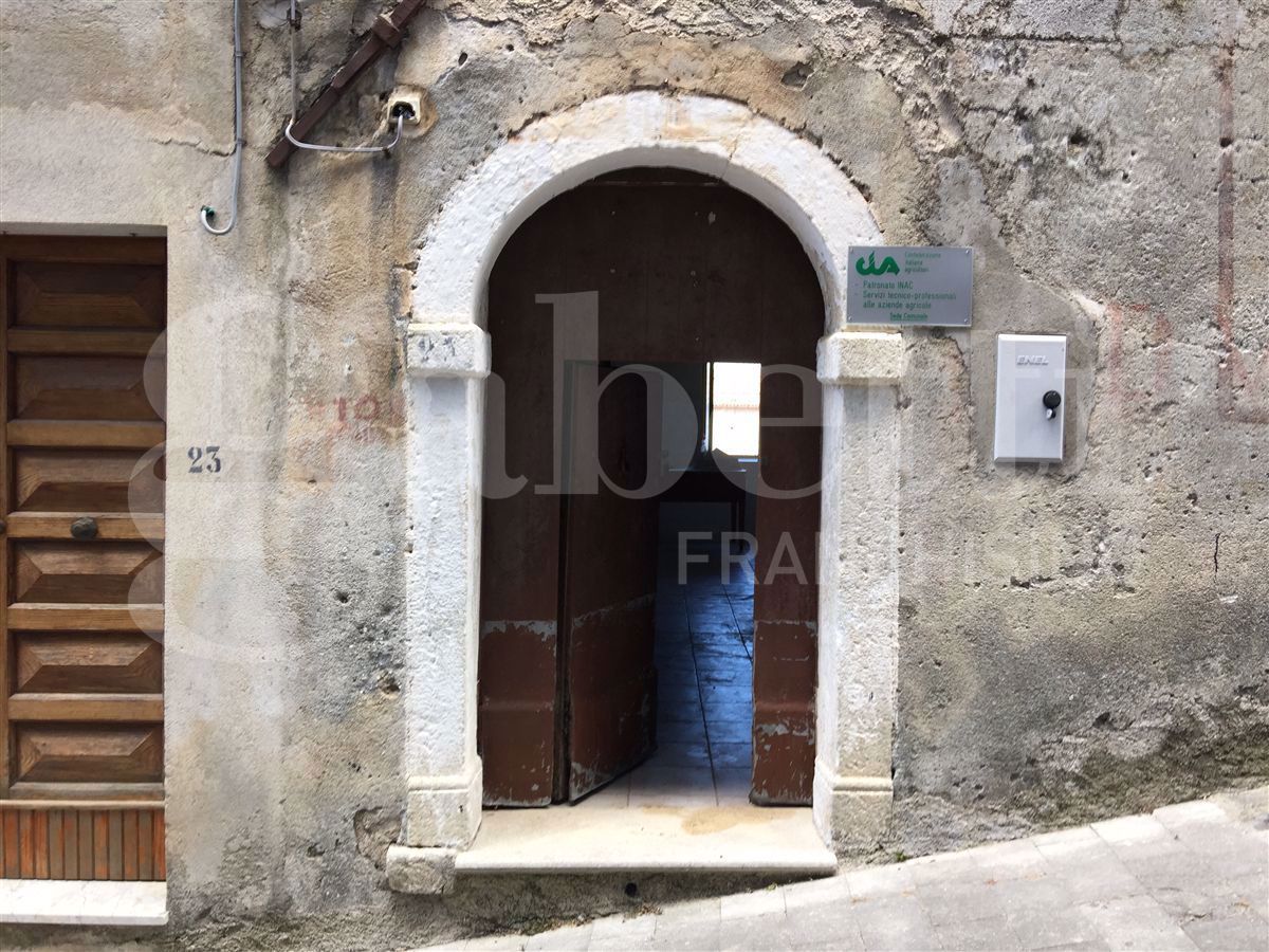 Appartamento con giardino a Longobardi