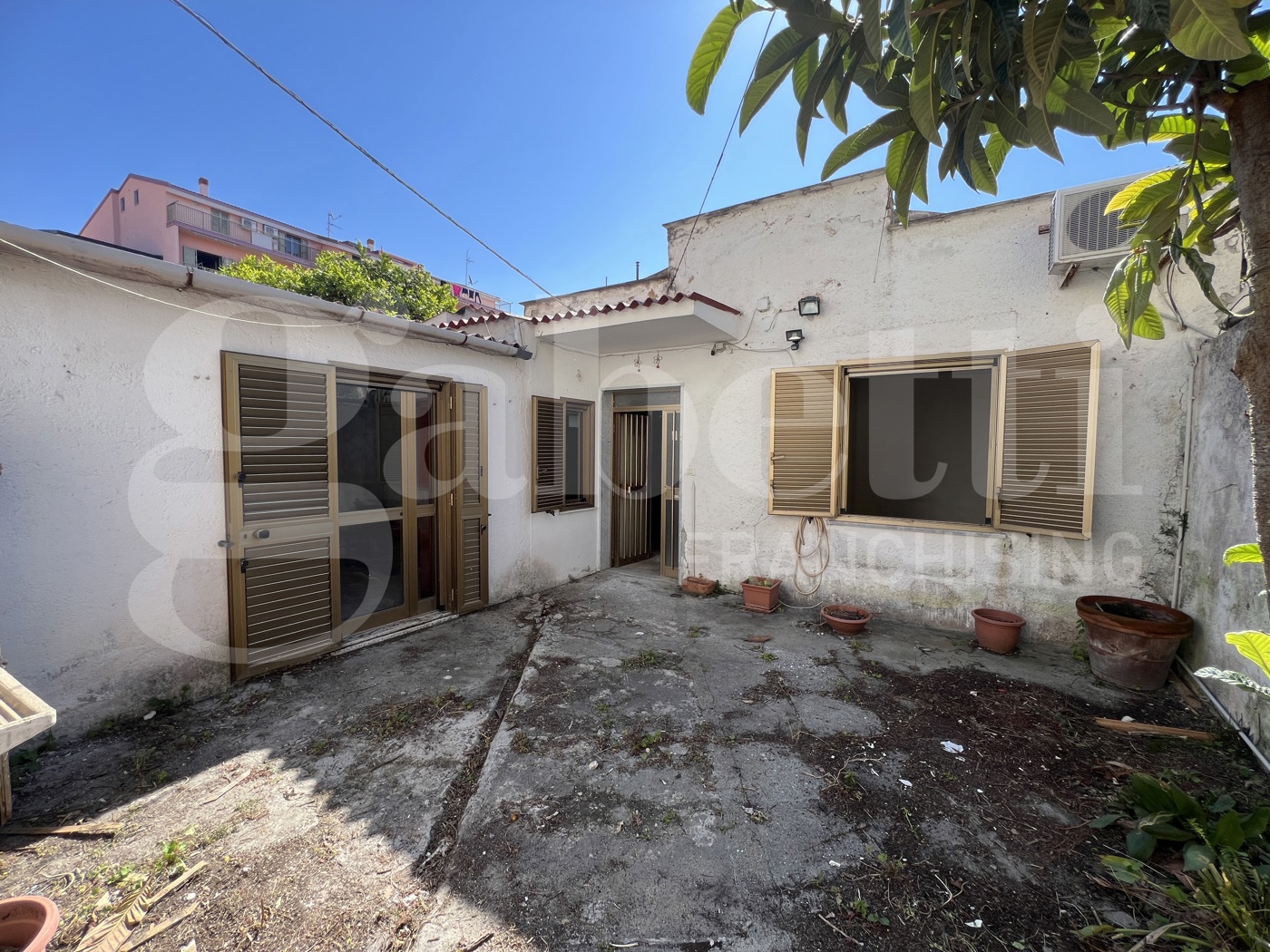 Casa indipendente da ristrutturare a Amantea