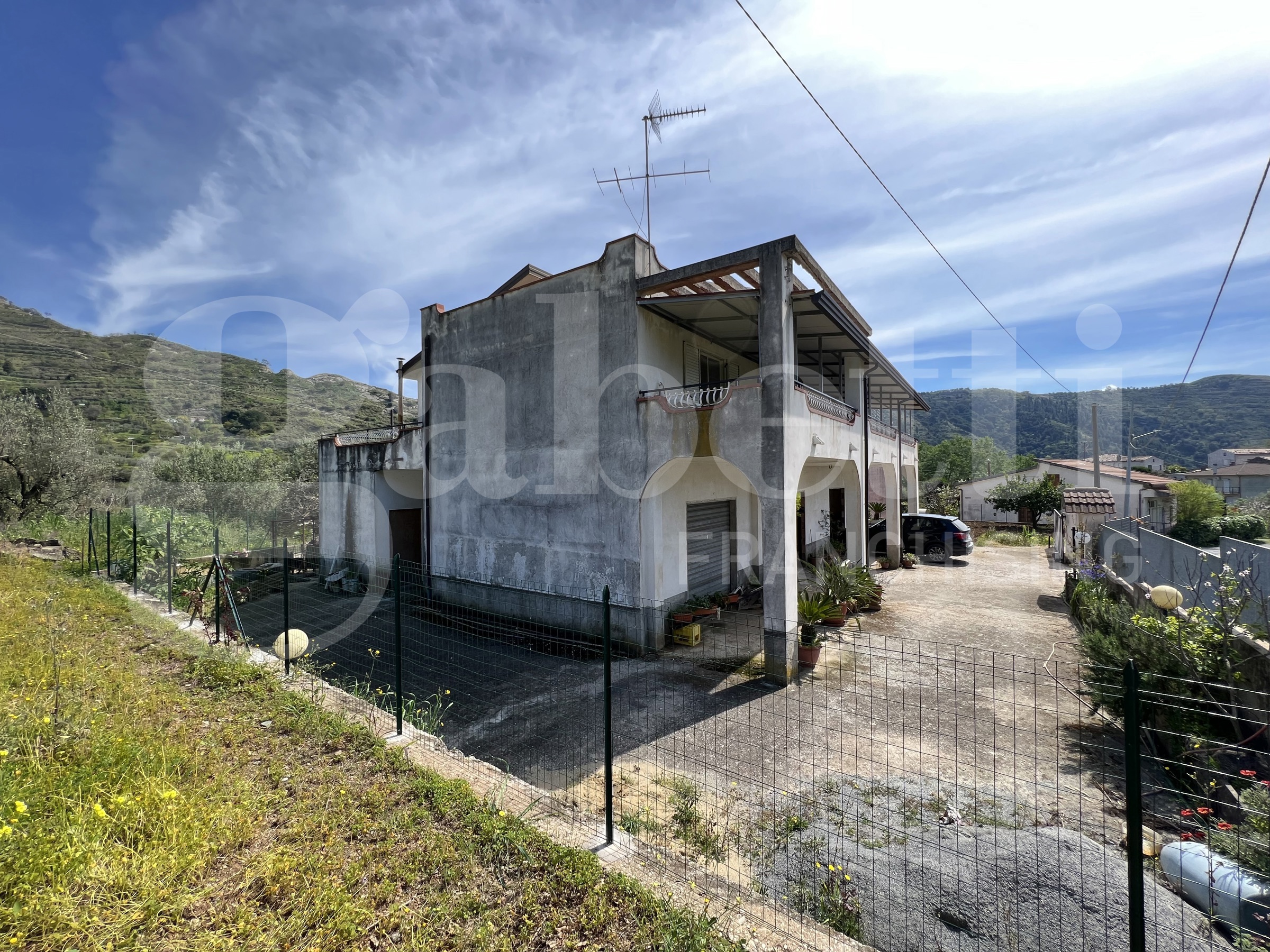 Casa indipendente in vendita a San Pietro in Amantea
