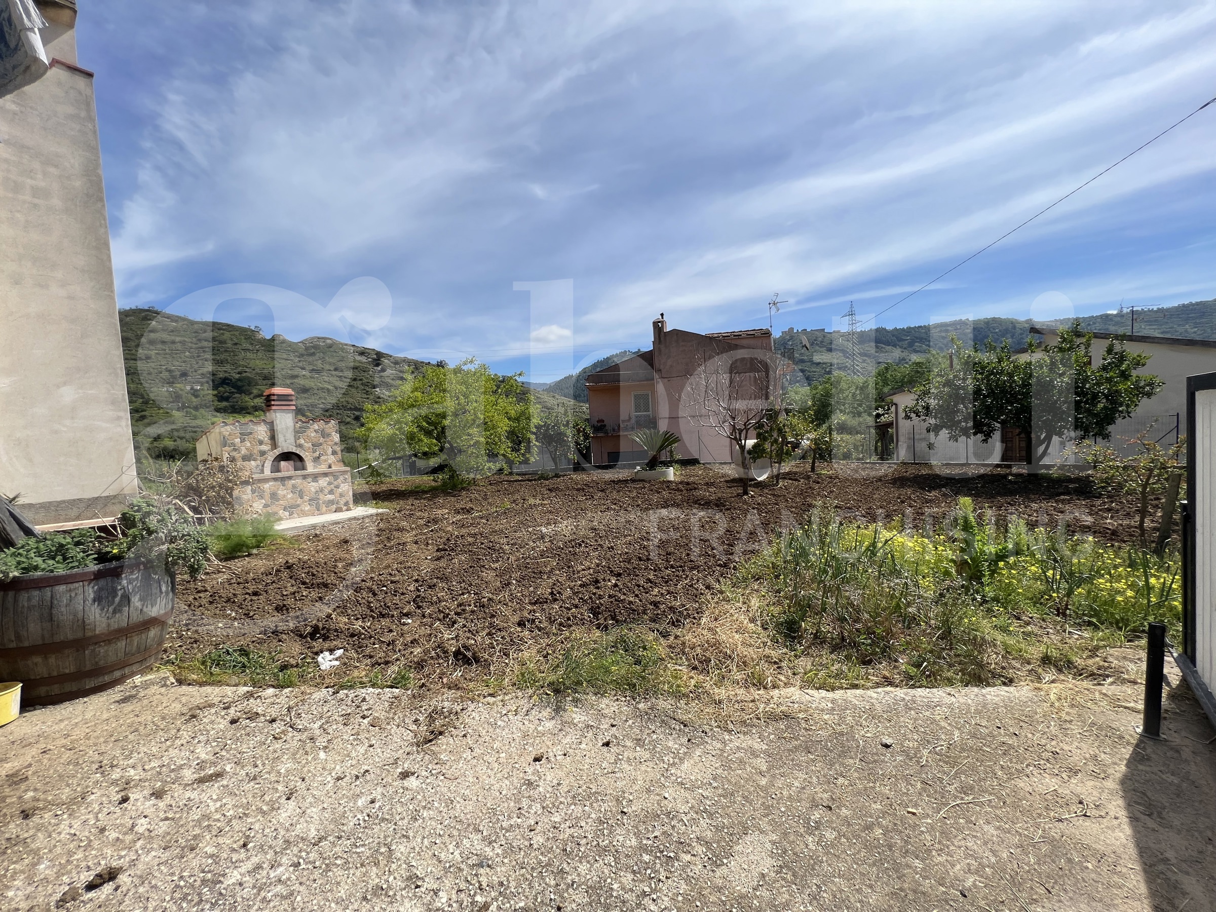 Casa indipendente in vendita a San Pietro in Amantea