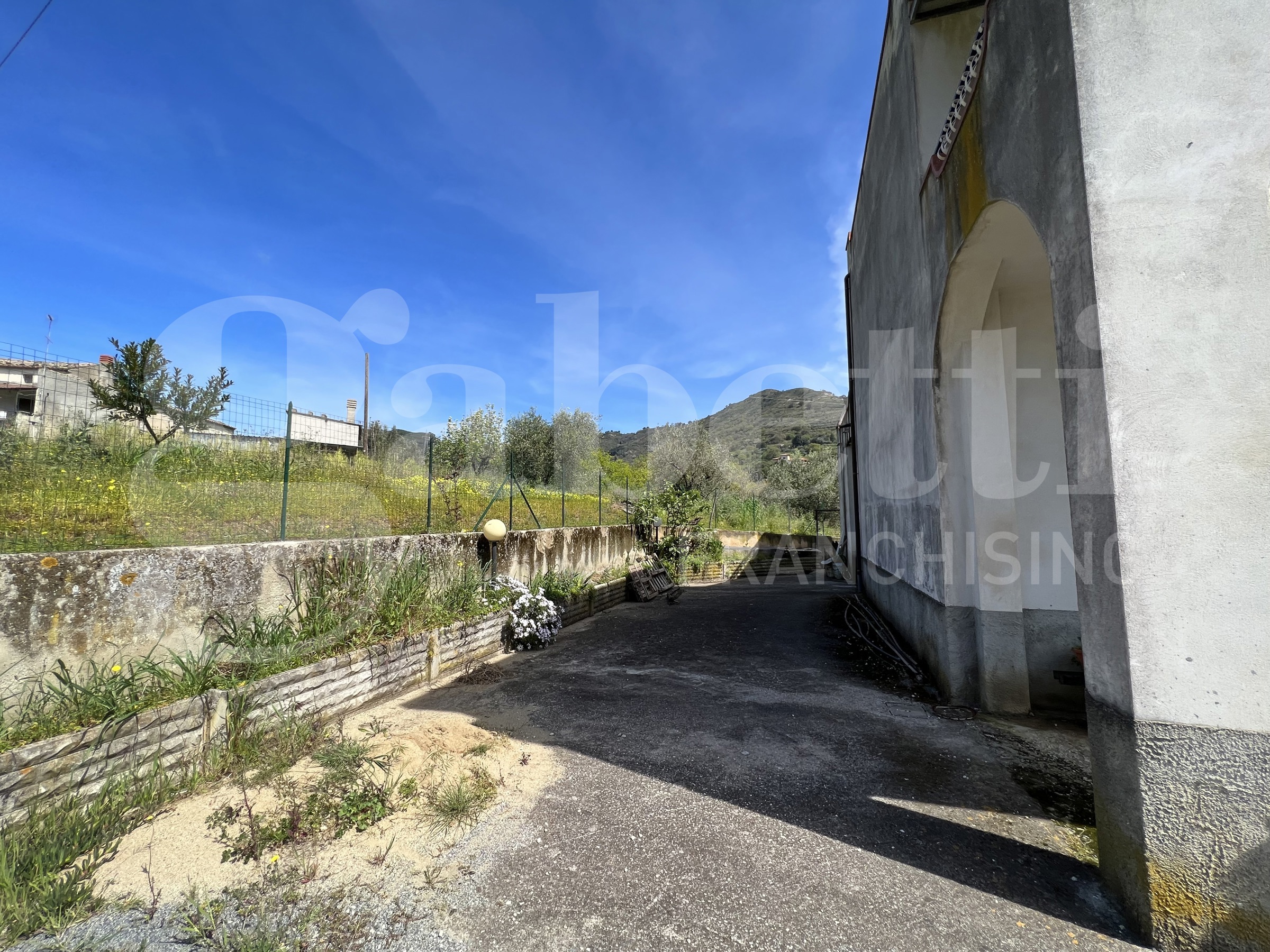 Casa indipendente in vendita a San Pietro in Amantea