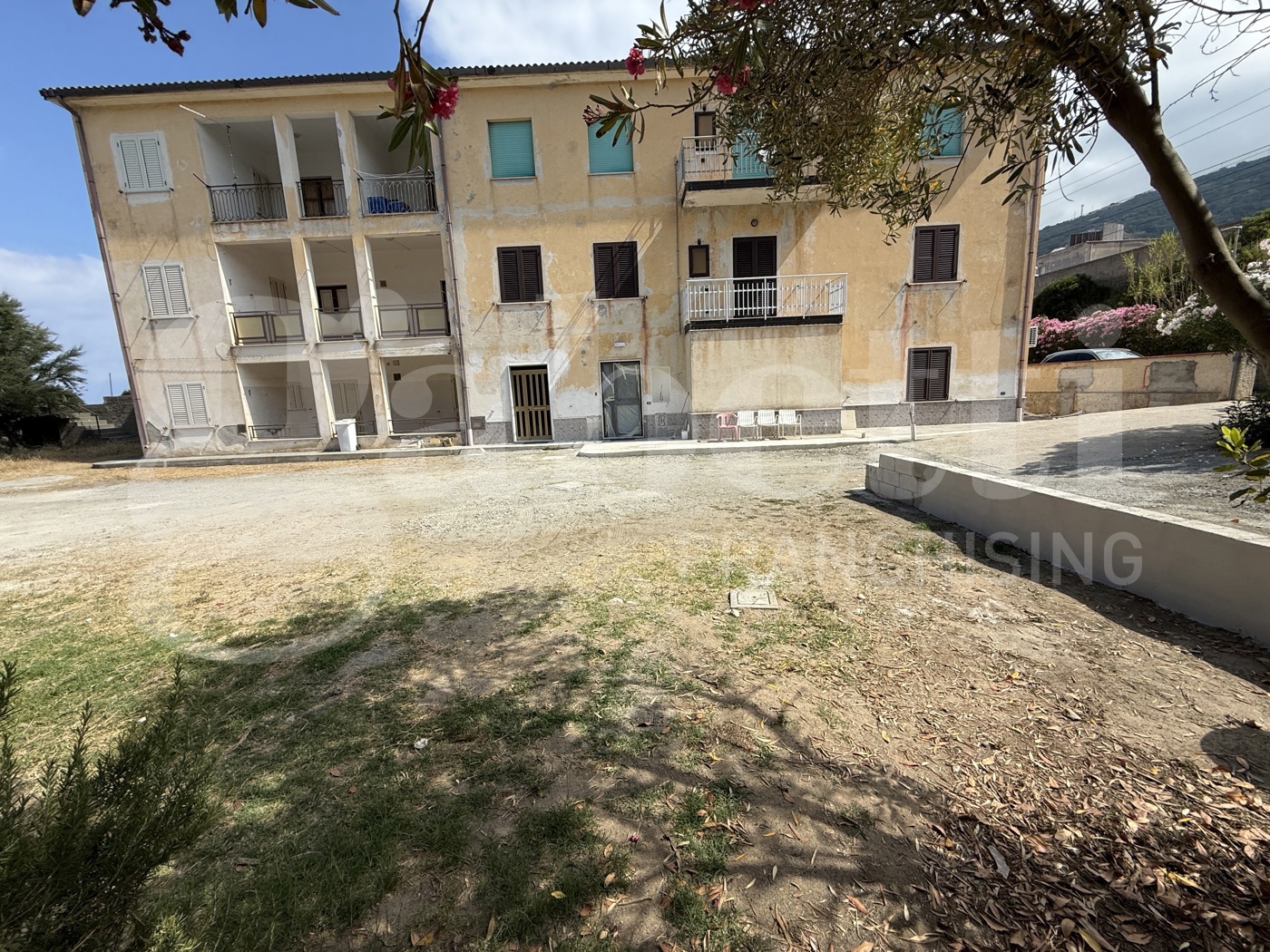 Trilocale con giardino a Belmonte Calabro