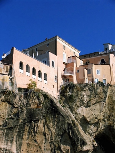 Castello con giardino a Amantea
