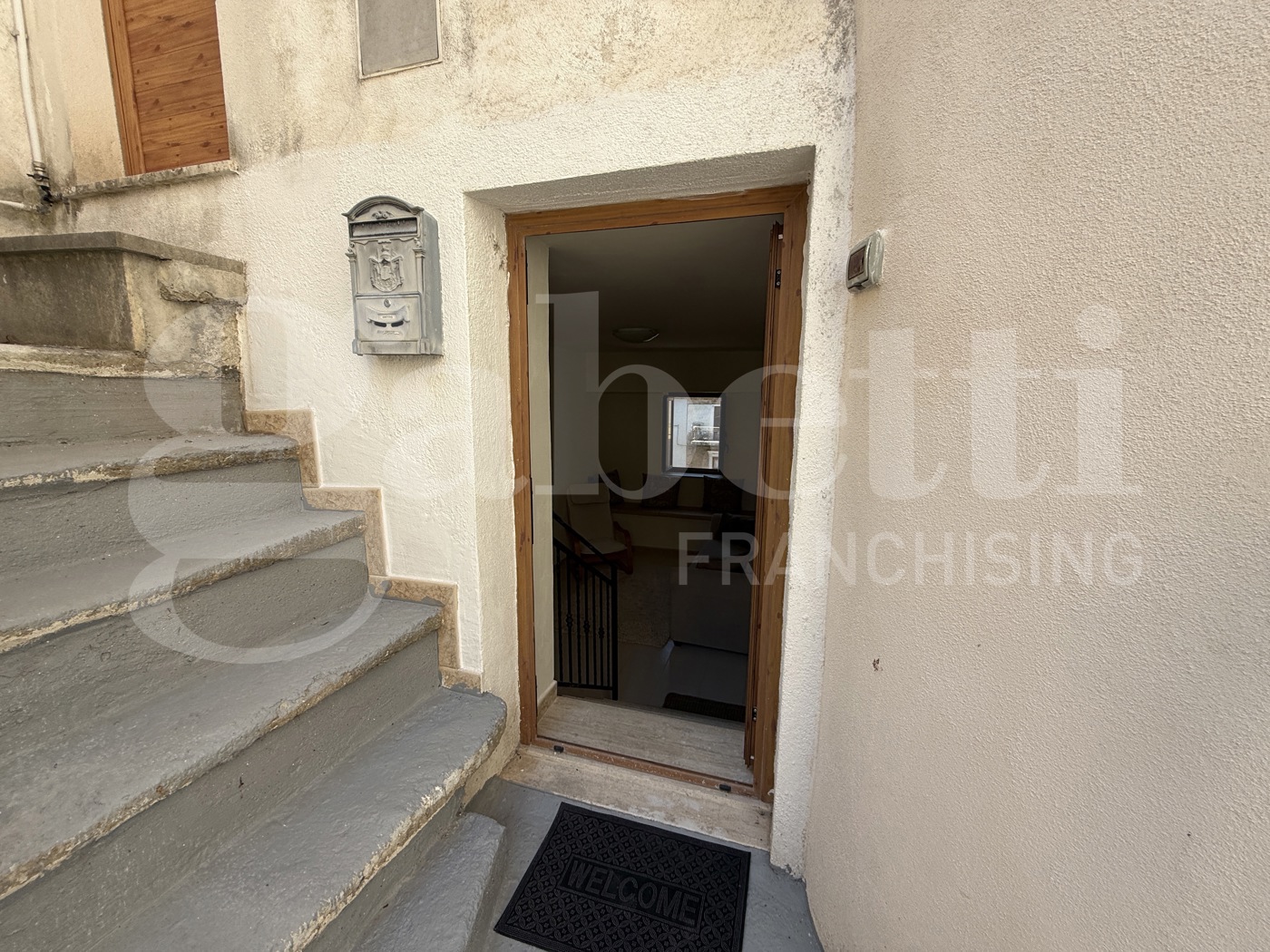 Quadrilocale in vendita a San Lucido